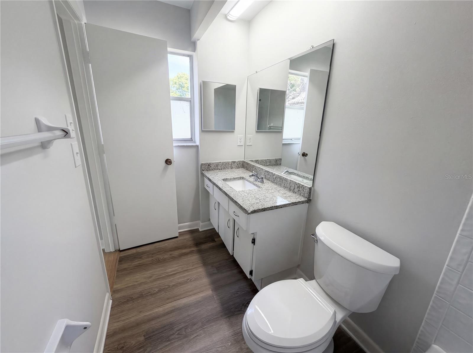 1512 Cascade Ct Property Photo 35
