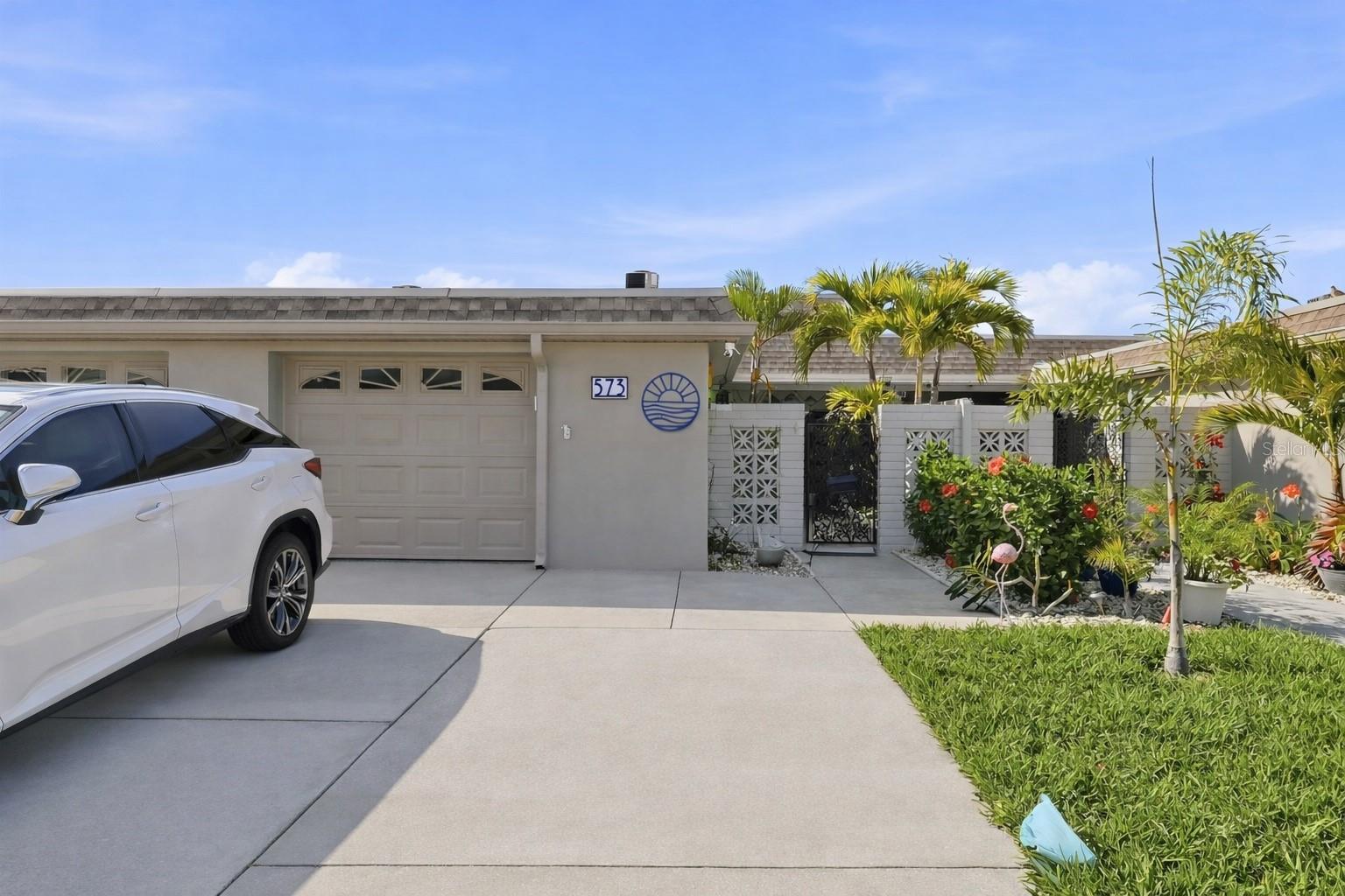 573 Boca Ciega Point Blvd N Property Photo 3
