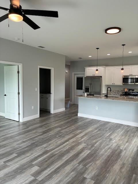 TB8488715 Property Photo 15