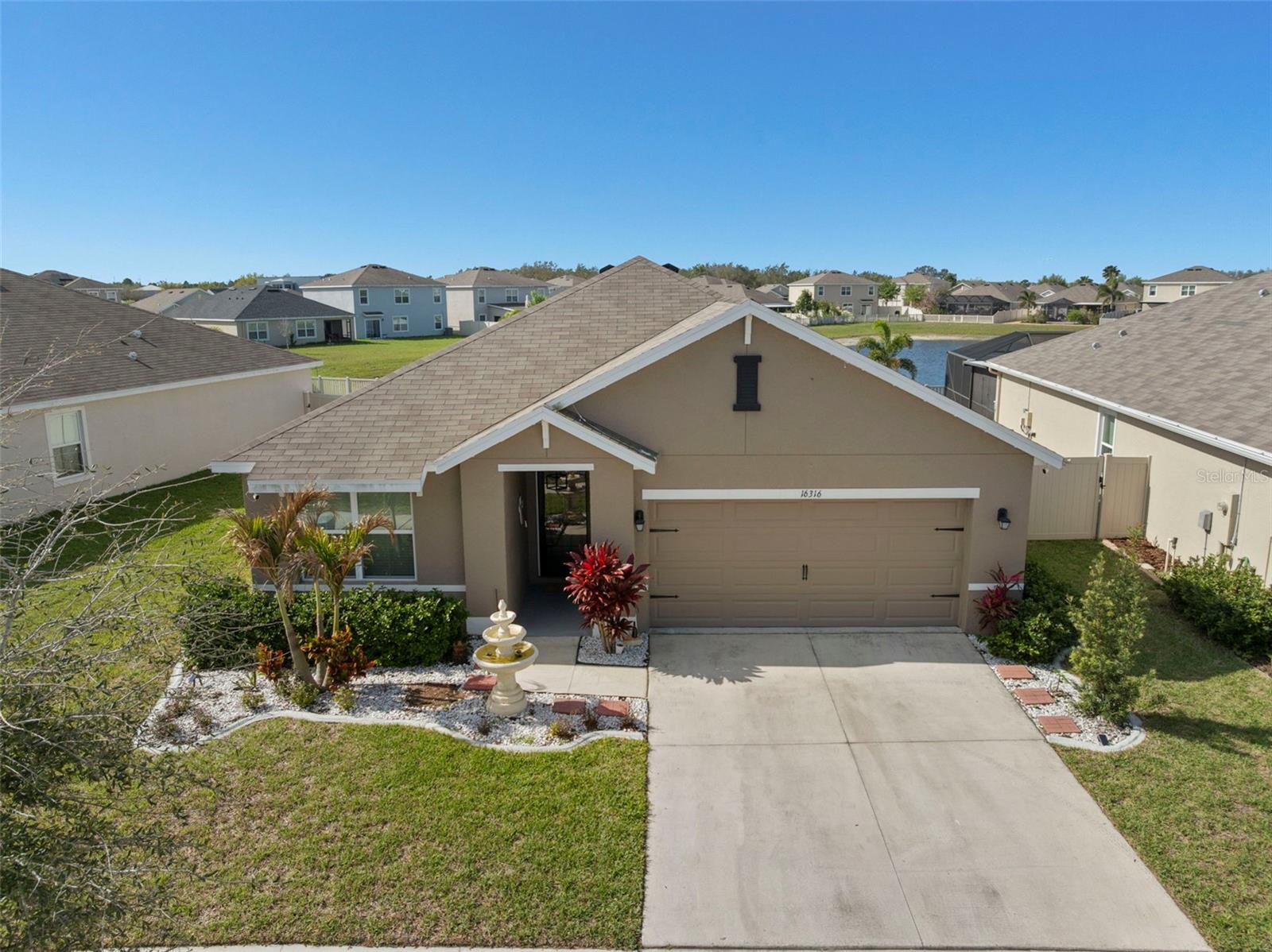 16316 Little Garden Dr Property Photo 2