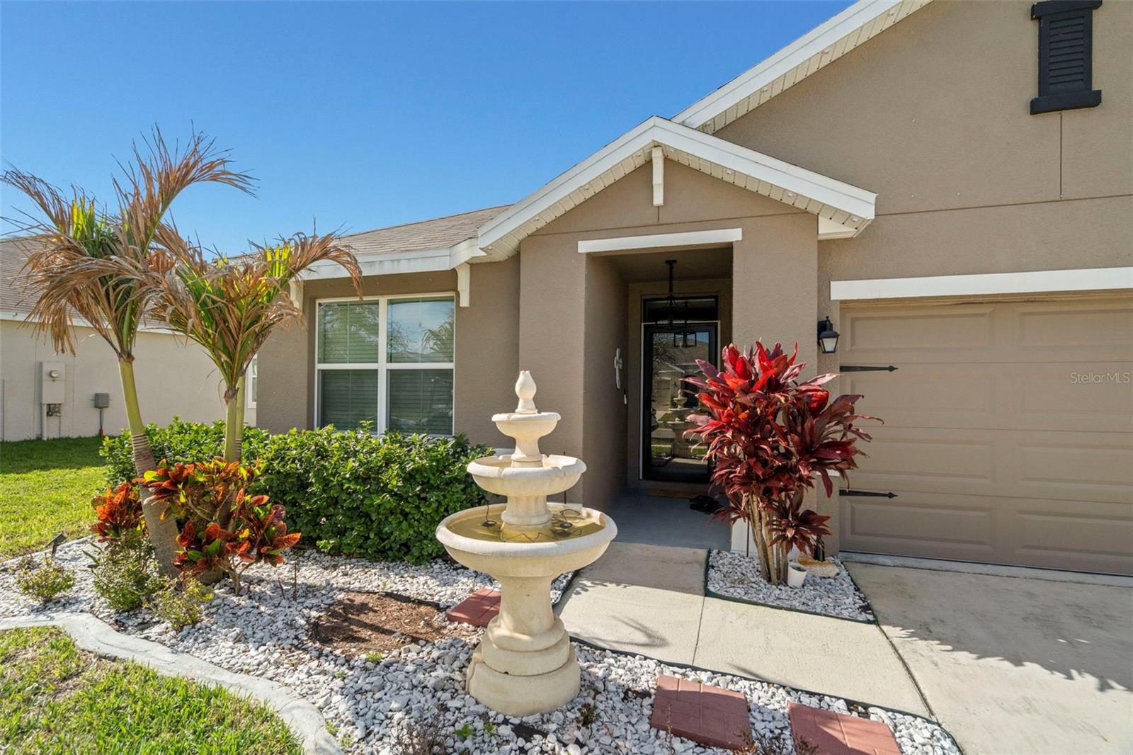 16316 Little Garden Dr Property Photo 3