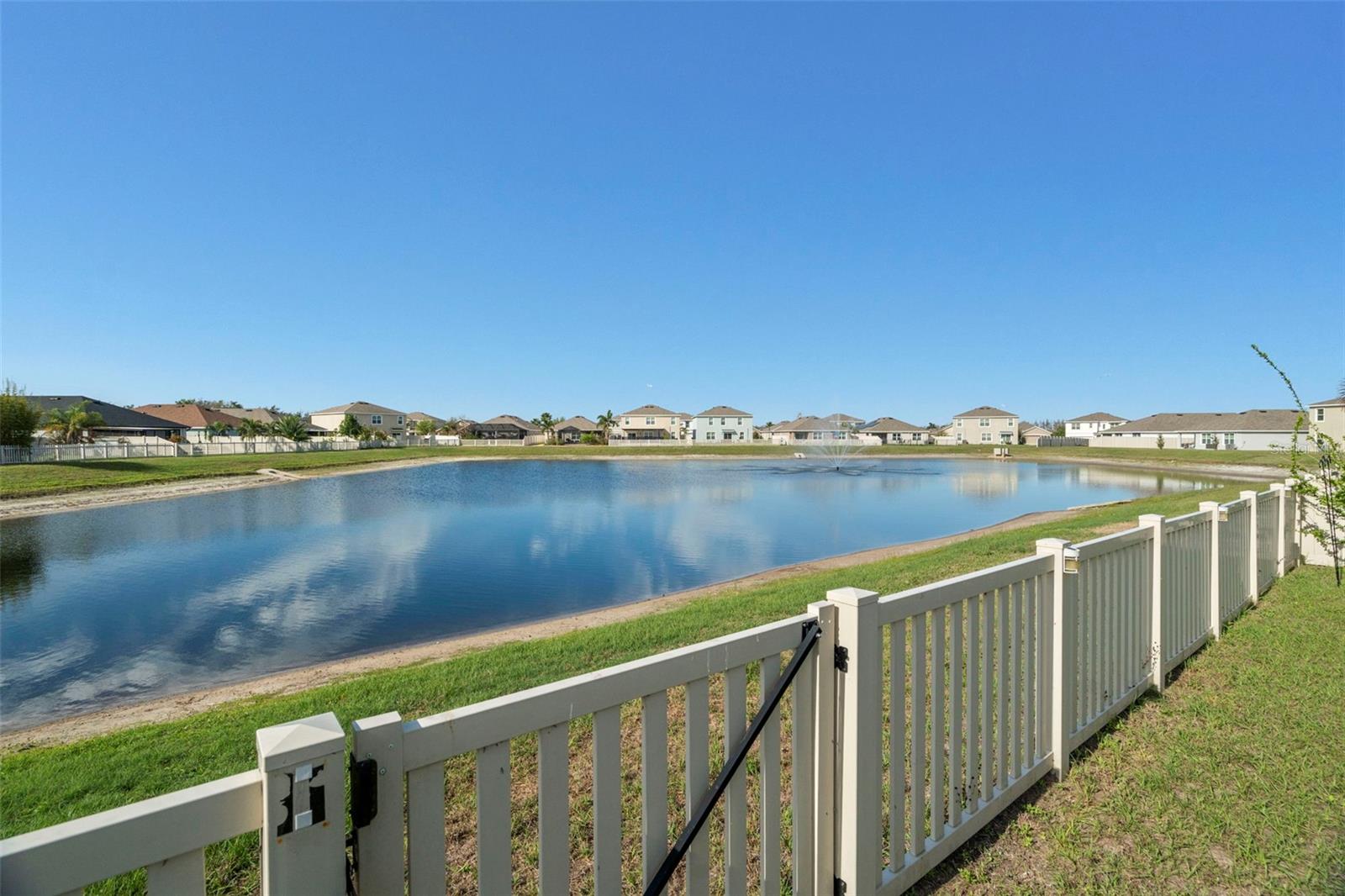 16316 Little Garden Dr Property Photo 23