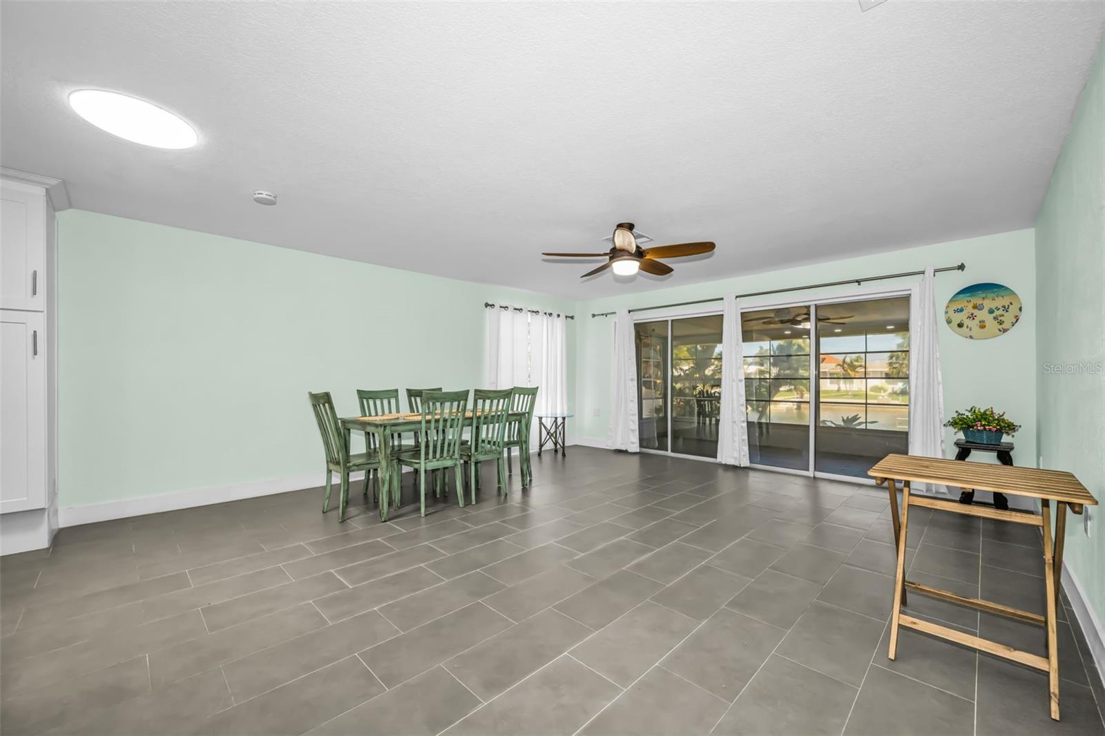 3931 Headsail Dr Property Photo 19