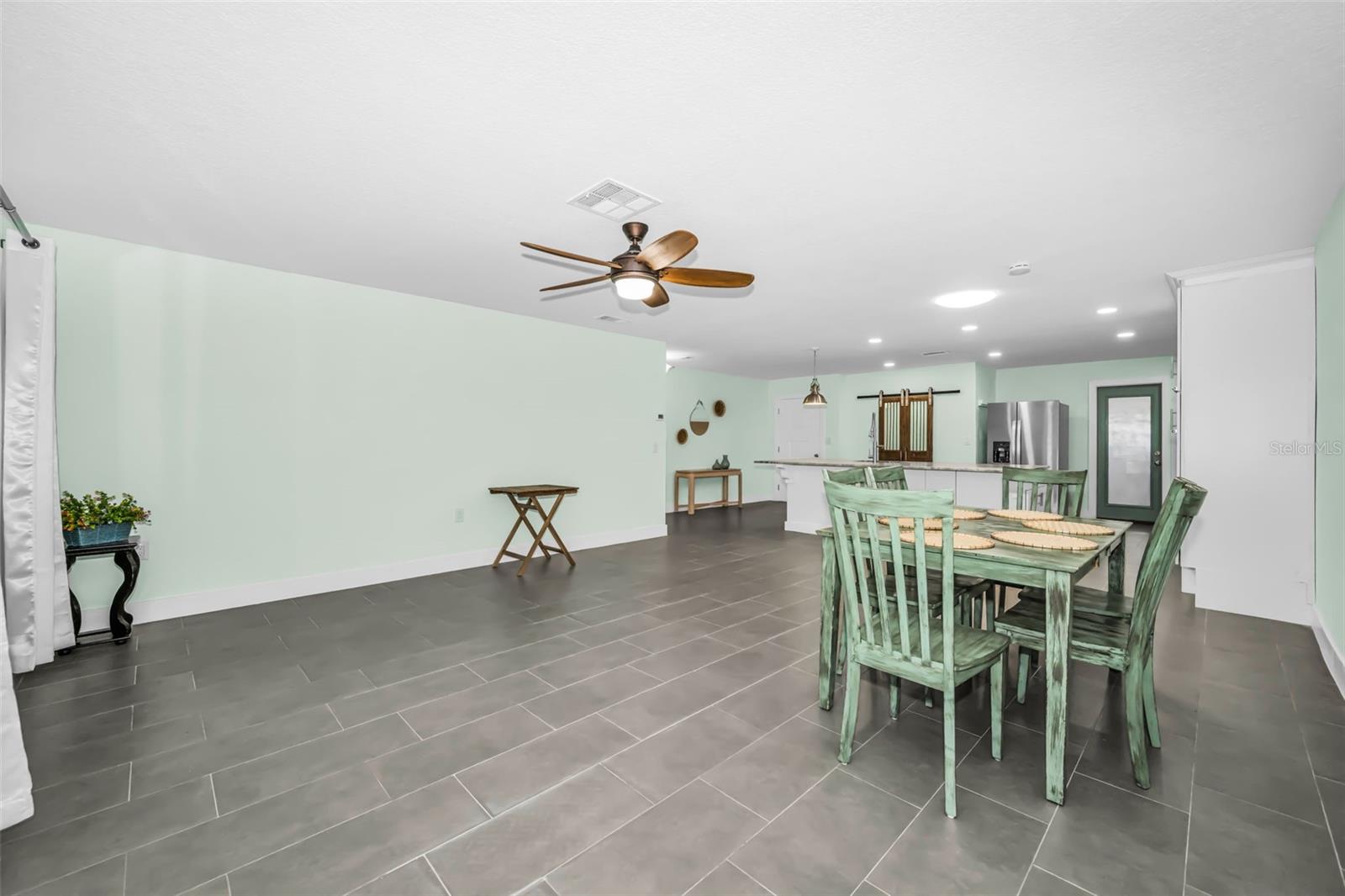 3931 Headsail Dr Property Photo 22