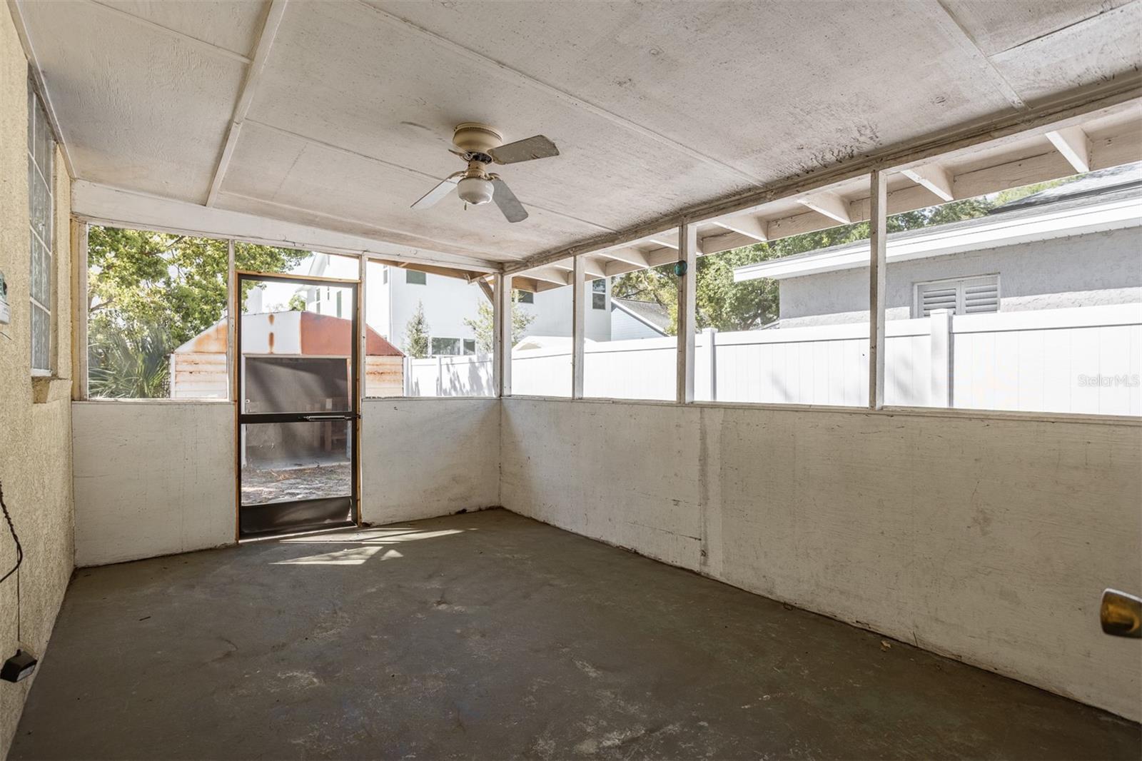 3306 W Fielder St Property Photo 15