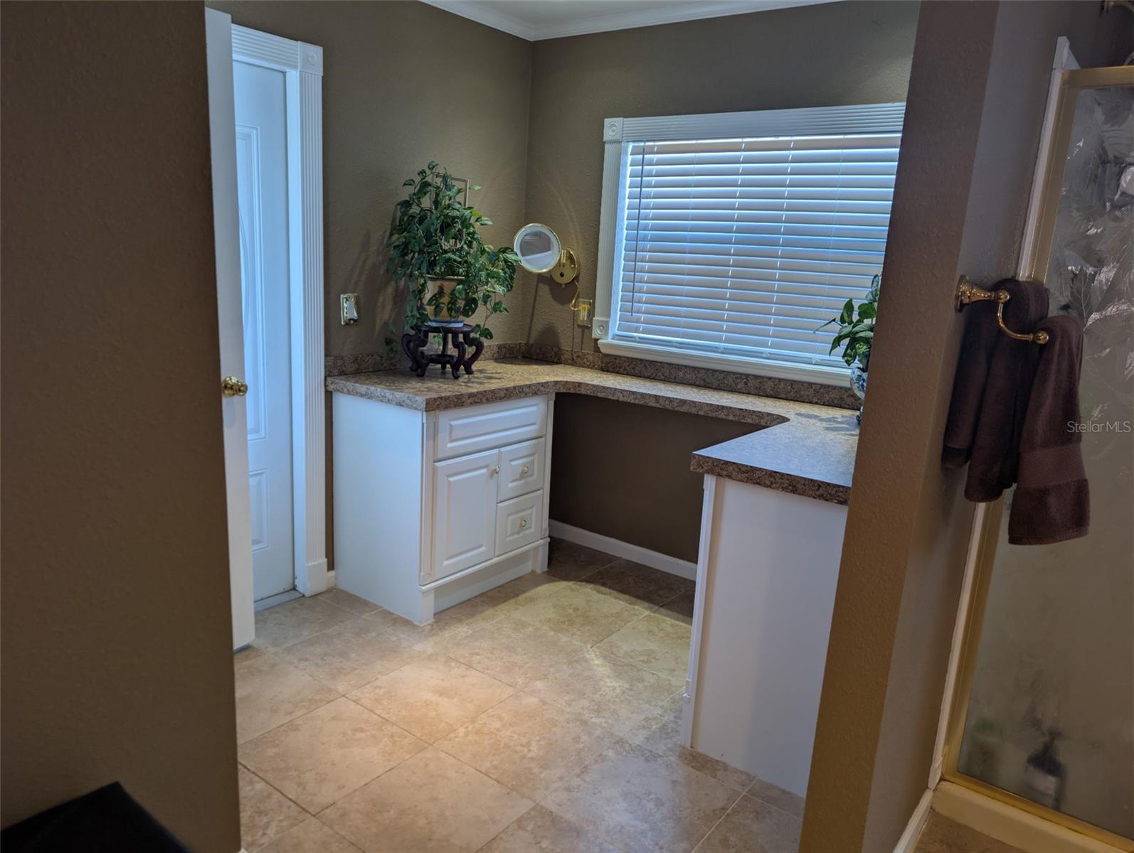 6817 Mitchell Cir Property Photo 9