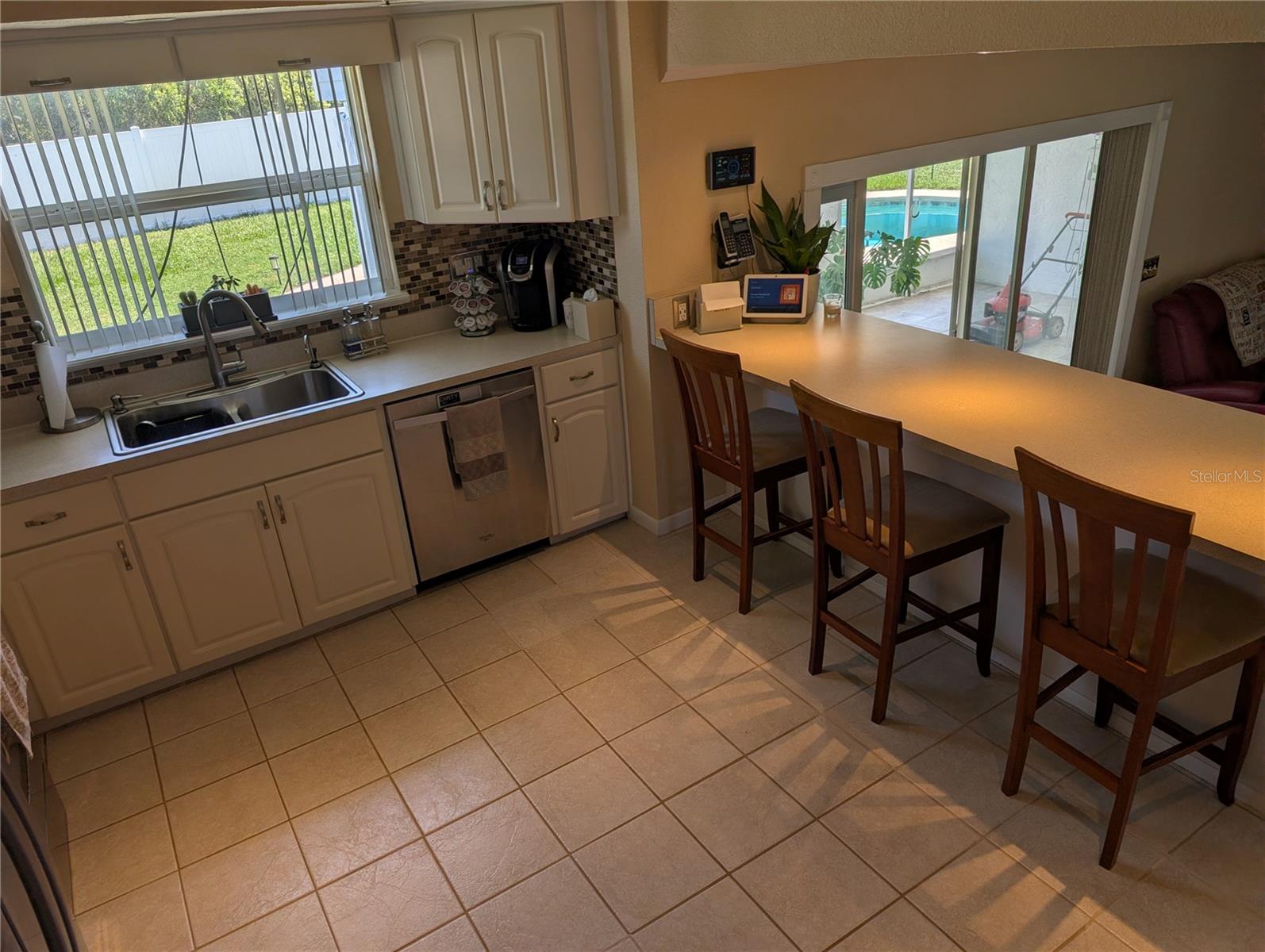 6817 Mitchell Cir Property Photo 9