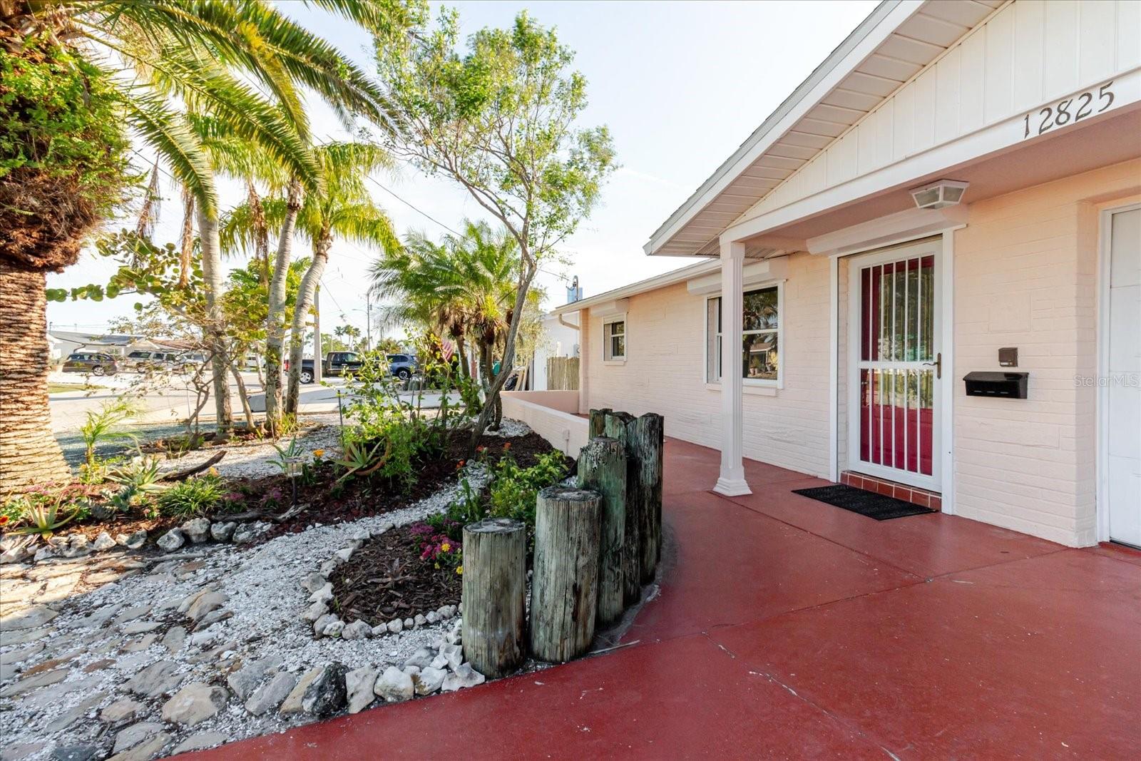 12825 5th Isle Property Photo 6