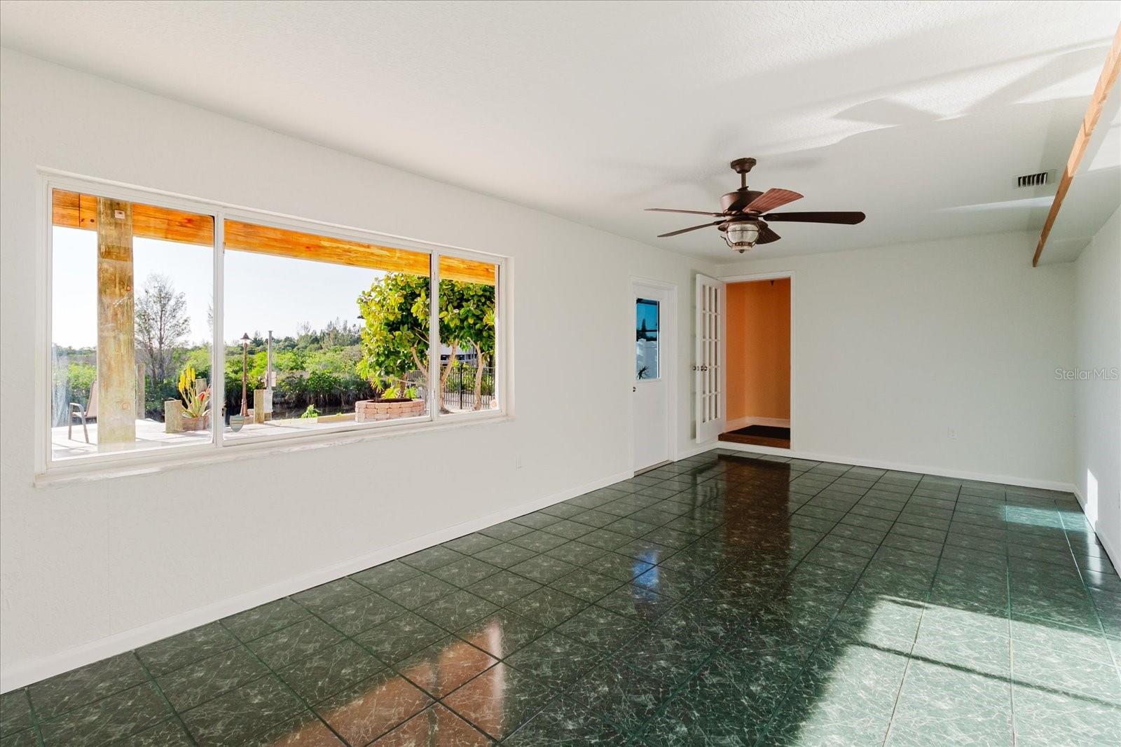 12825 5th Isle Property Photo 9