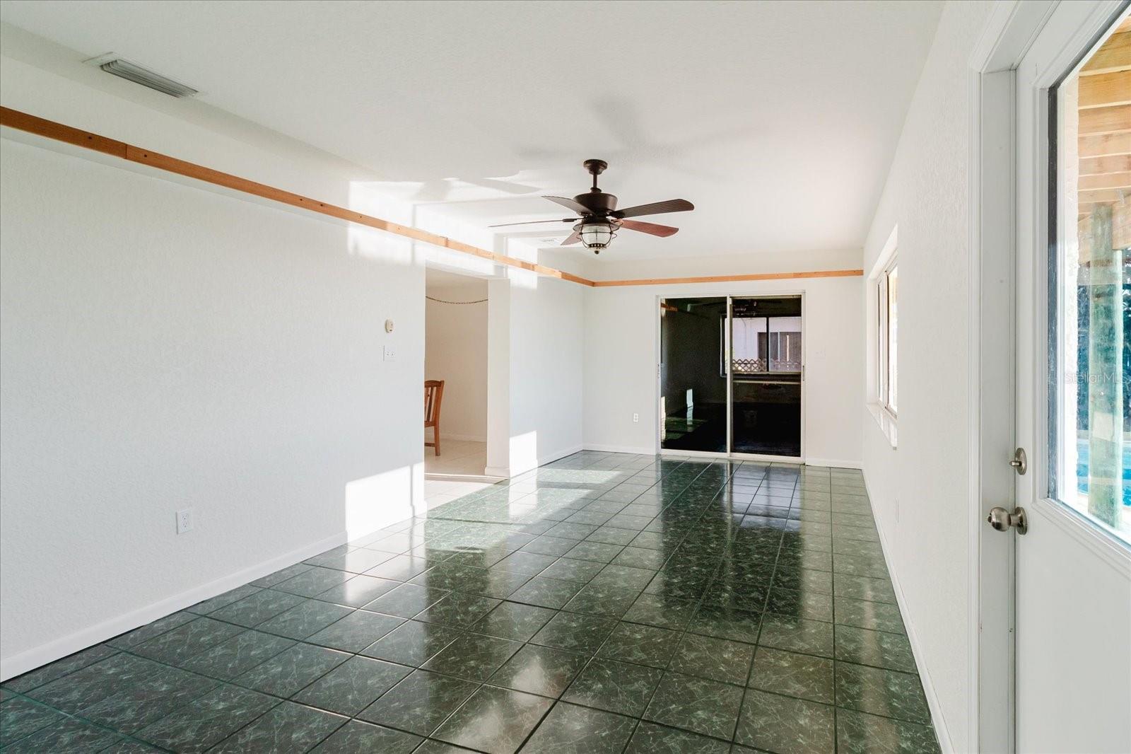 12825 5th Isle Property Photo 10