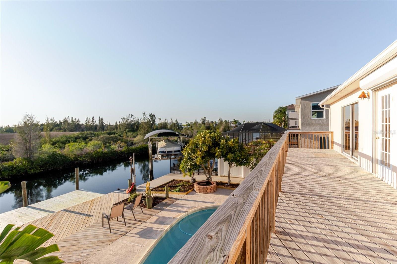 12825 5th Isle Property Photo 17