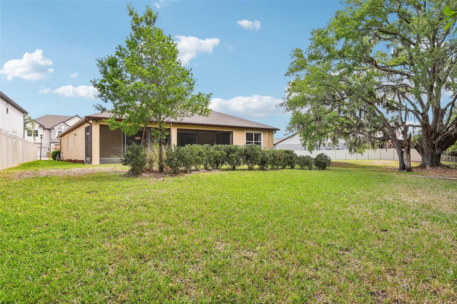 19246 Briarbrook Dr Property Photo 31