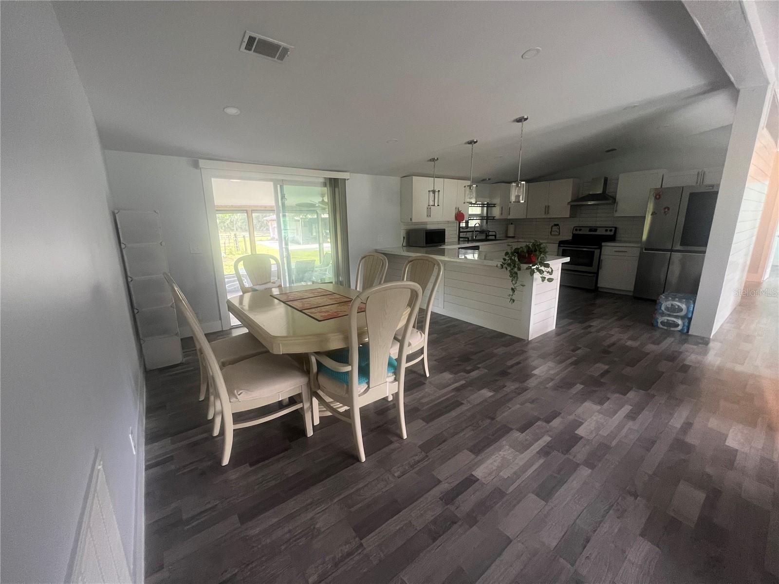 5855 Jack Brack Rd Property Photo 6