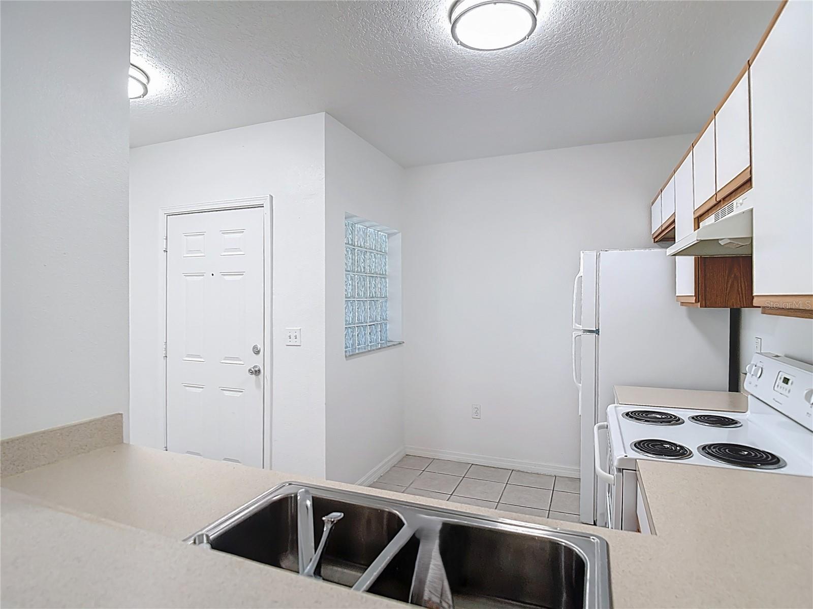 6446 Cypressdale Dr #202 Property Photo 10