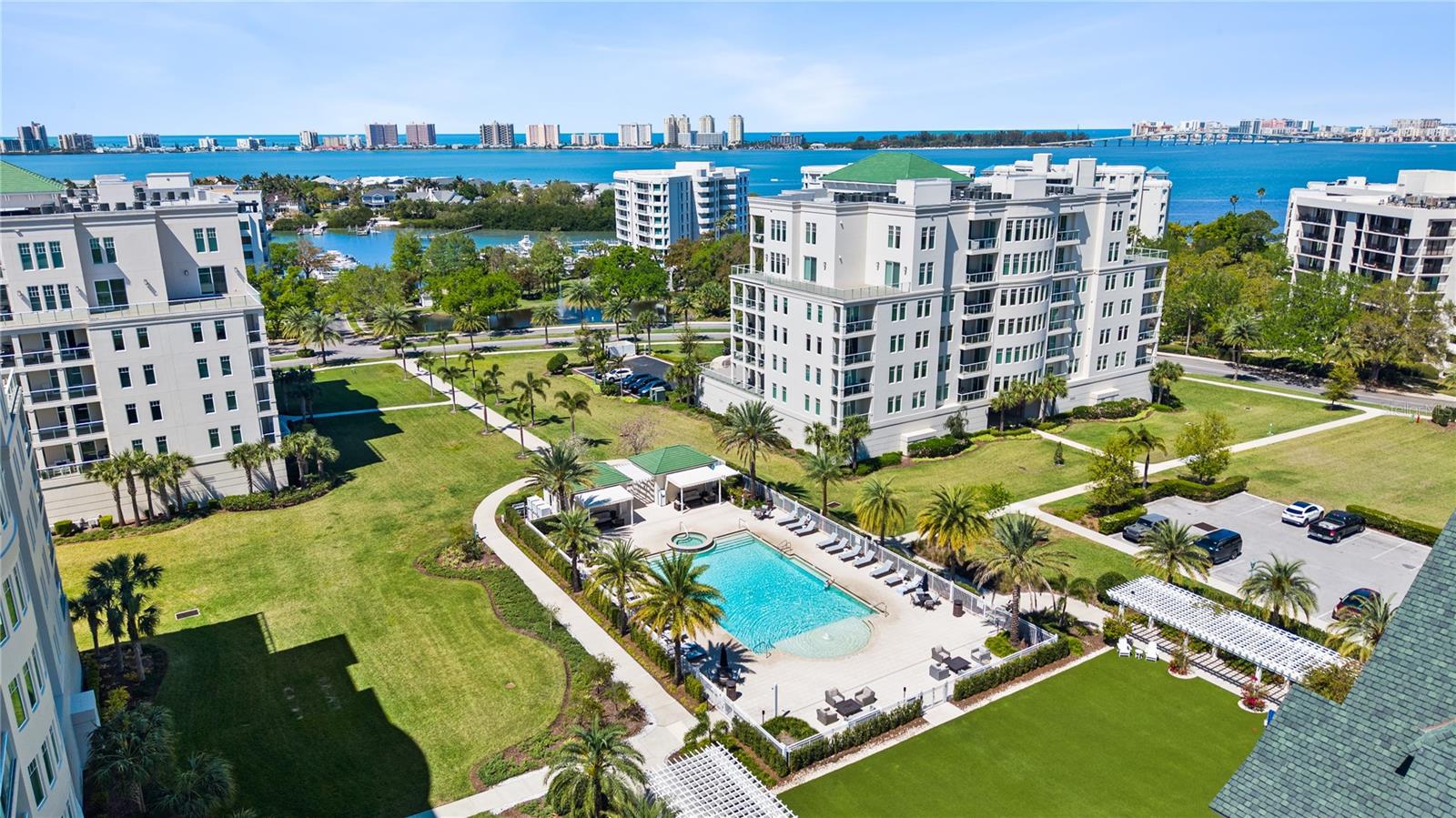 1 Palm Ter Property Photo 13