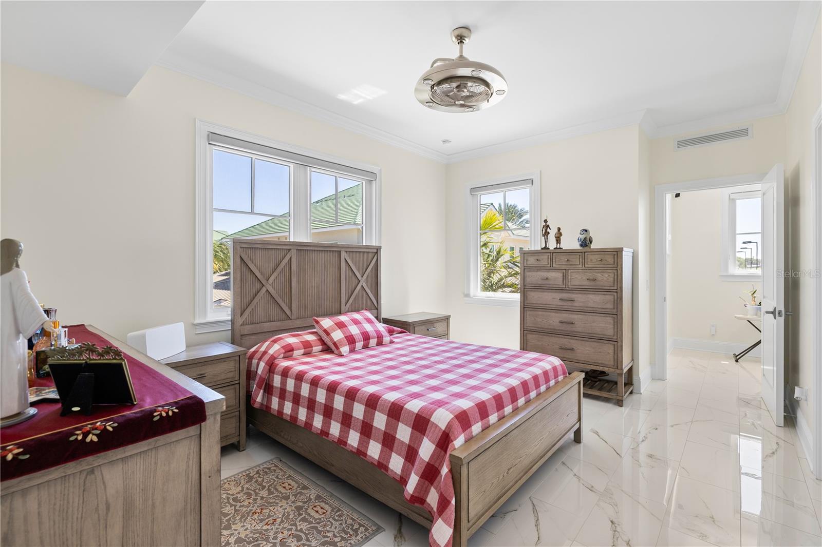 1 Palm Ter Property Photo 27