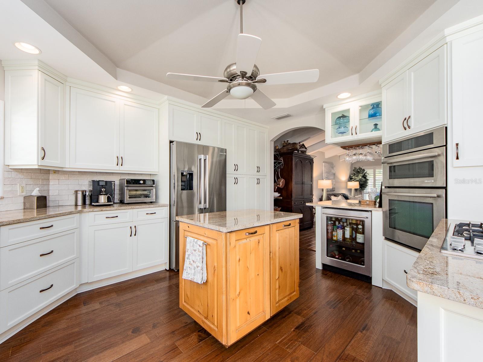 707 Snug Is Property Photo 15