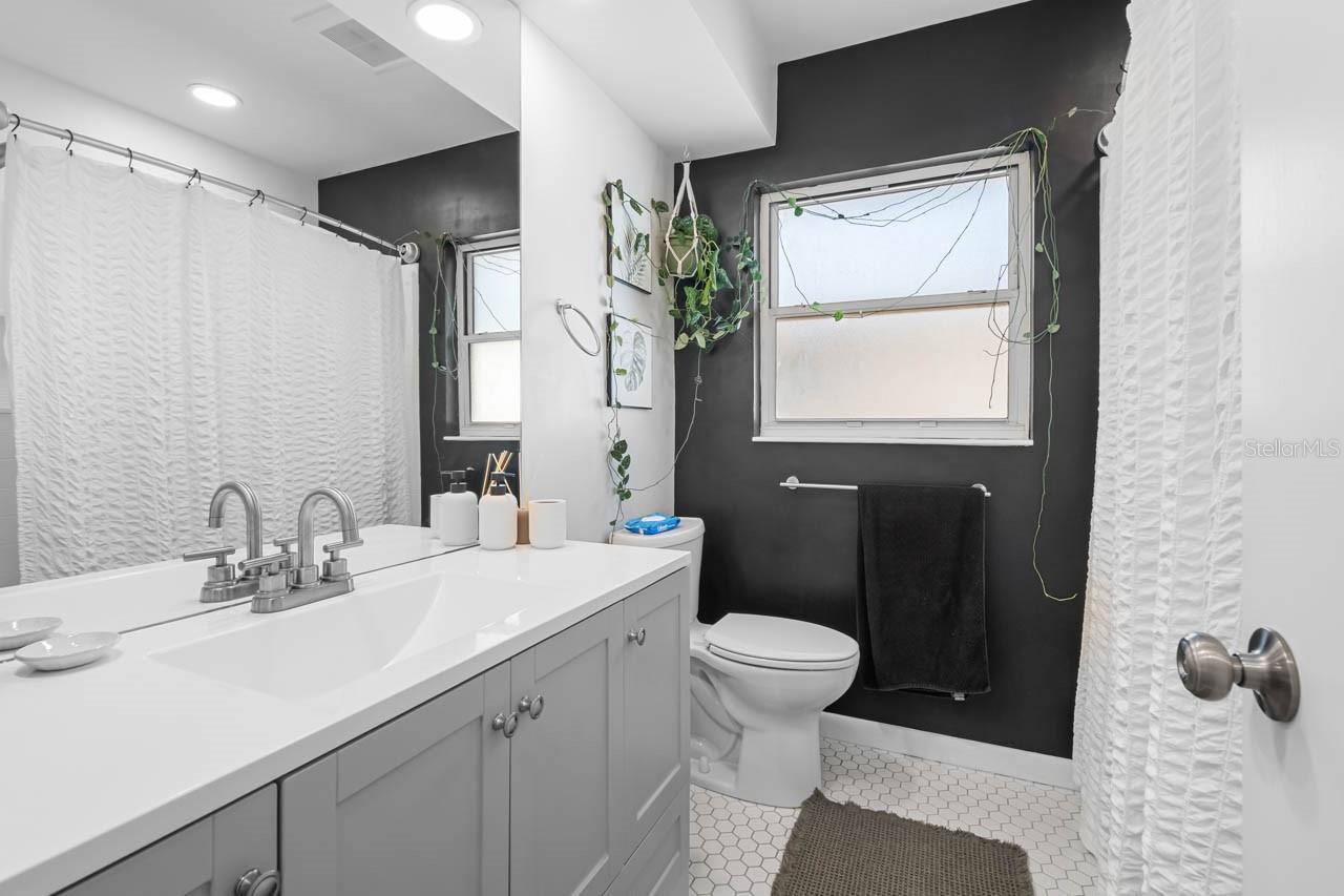 3723 Orchard Grove Ln Property Photo 21