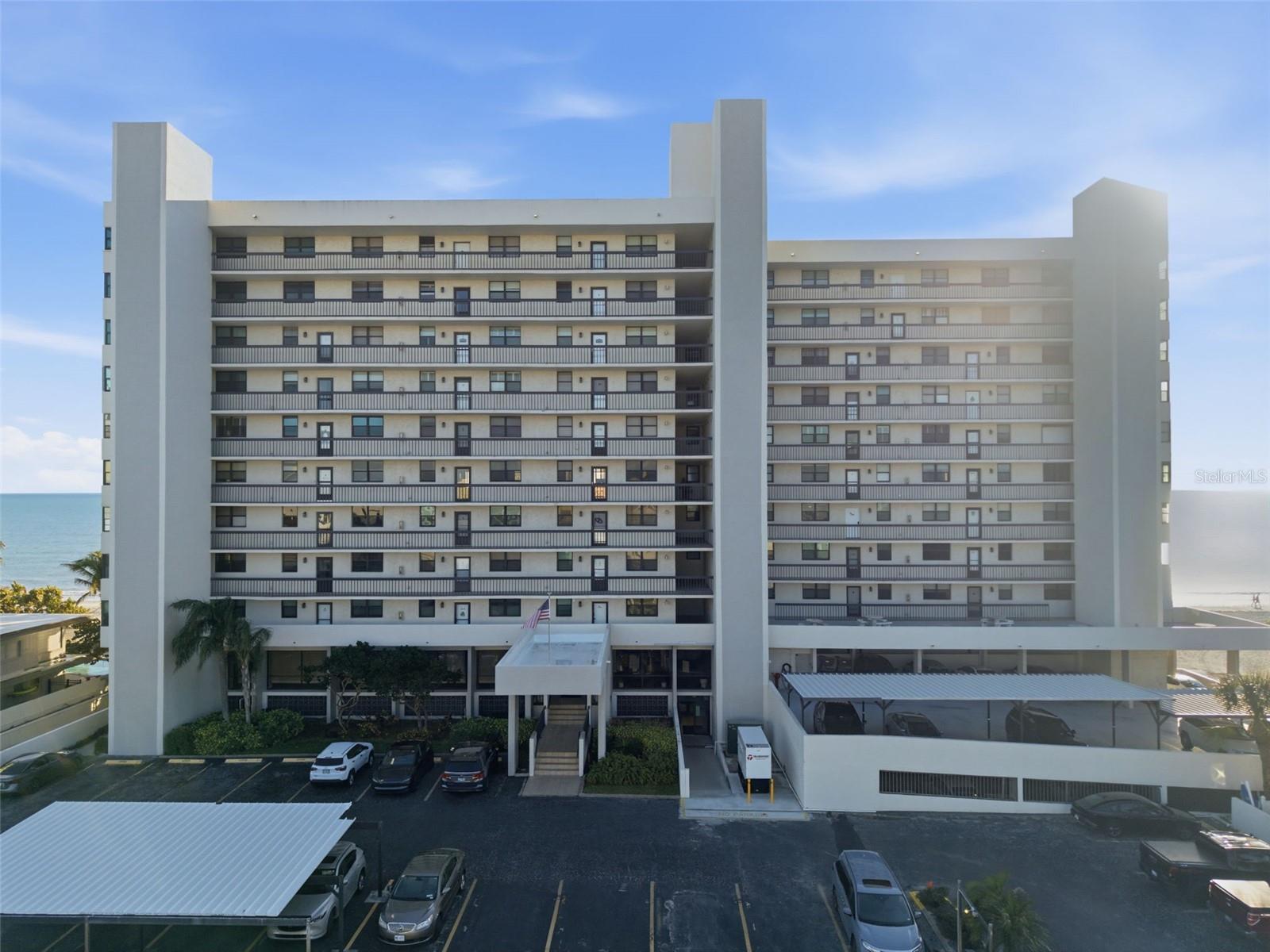 15462 Gulf Blvd #406 Property Photo 3
