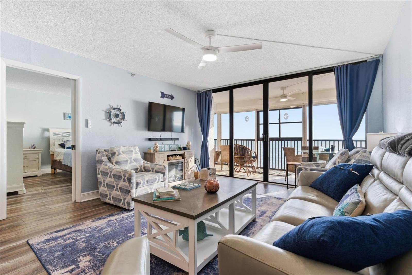 15462 Gulf Blvd #406 Property Photo 10