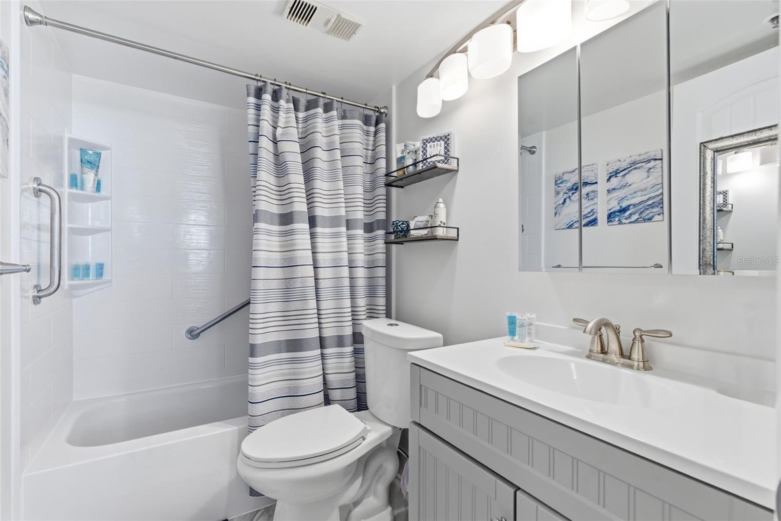 15462 Gulf Blvd #406 Property Photo 30