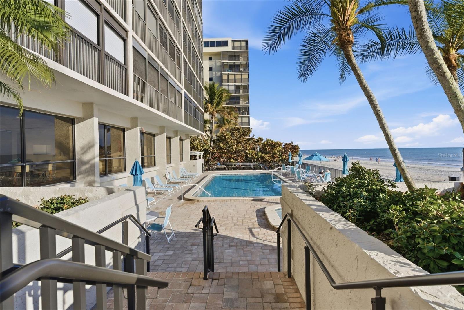 15462 Gulf Blvd #406 Property Photo 32