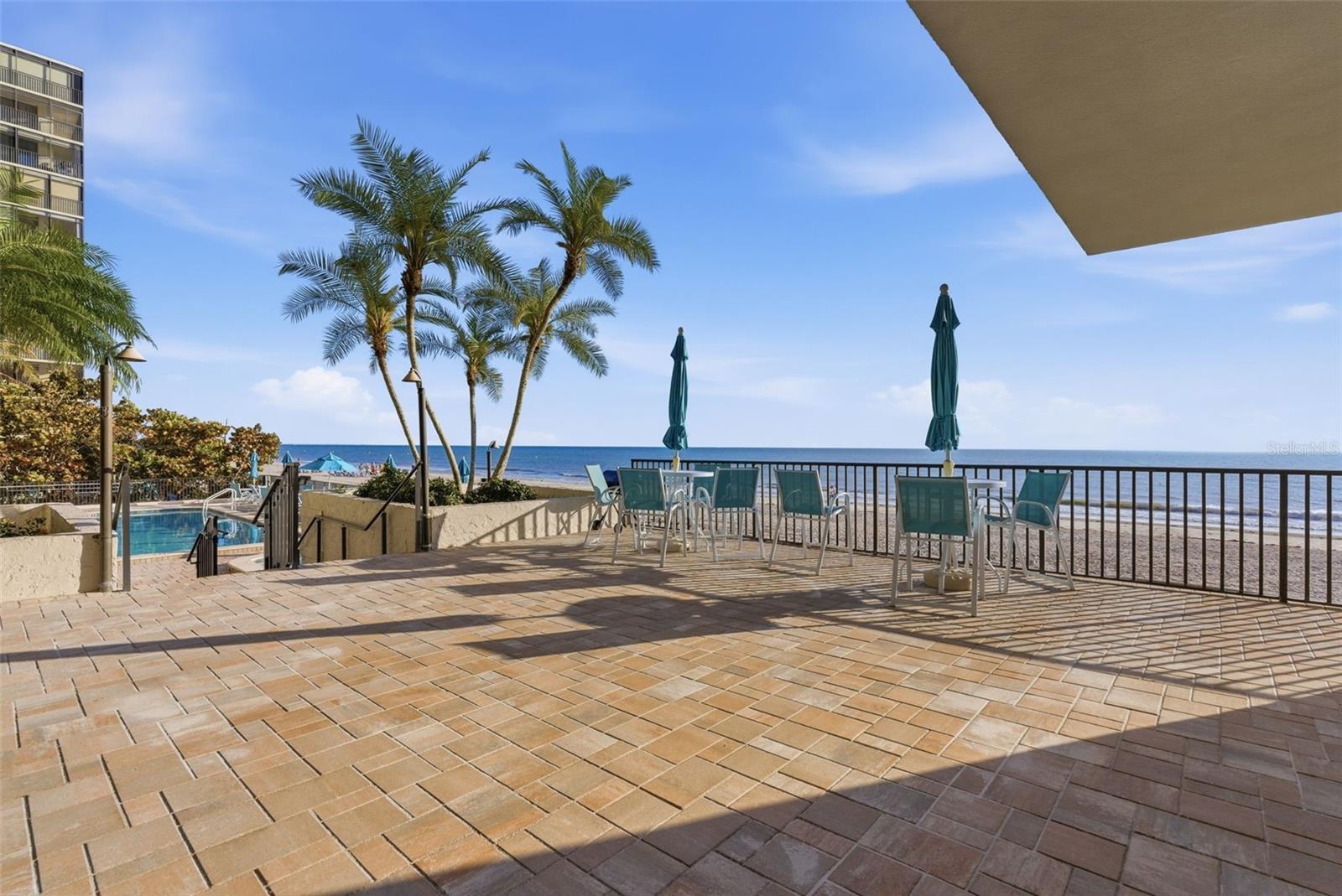 15462 Gulf Blvd #406 Property Photo 37