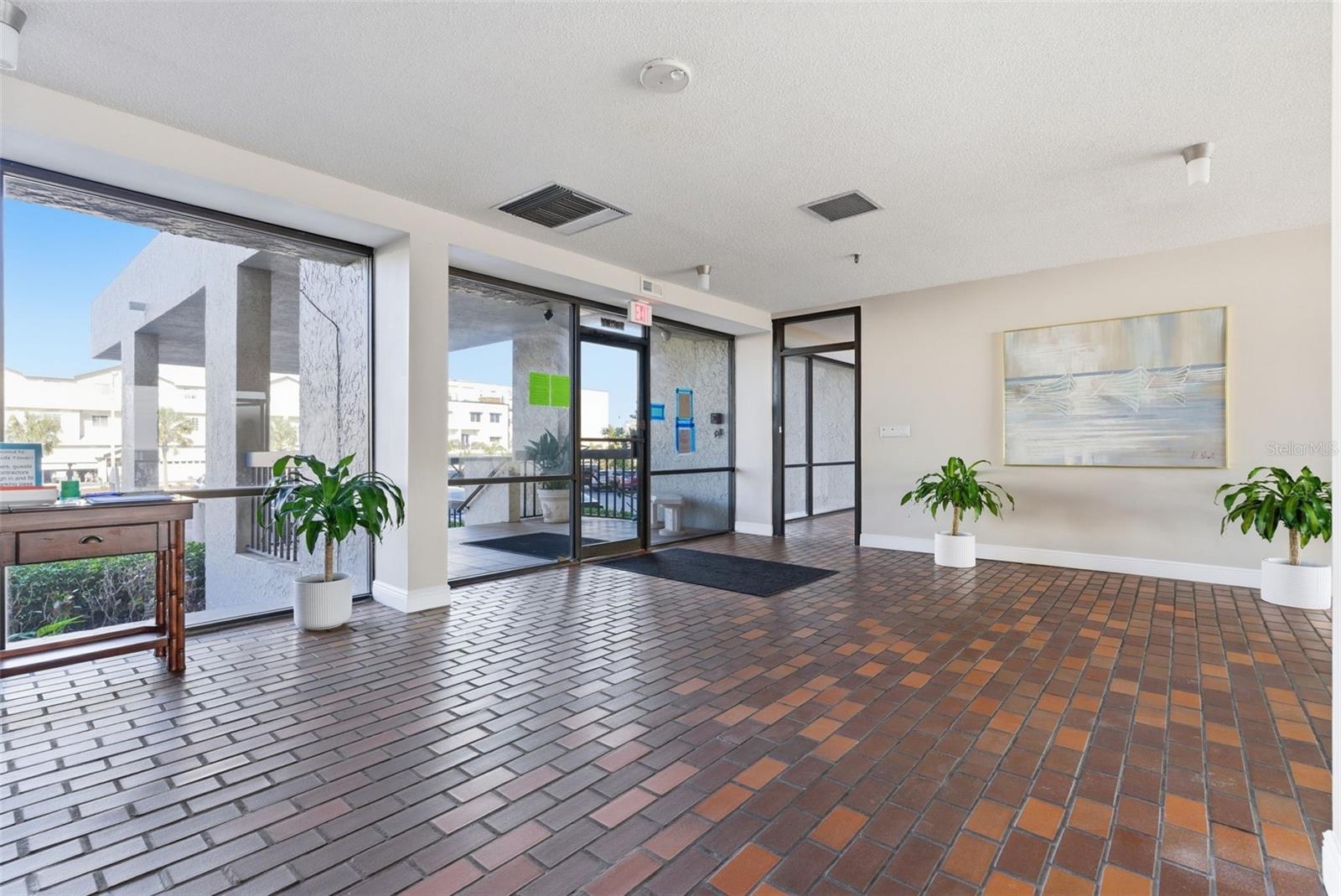 15462 Gulf Blvd #406 Property Photo 38