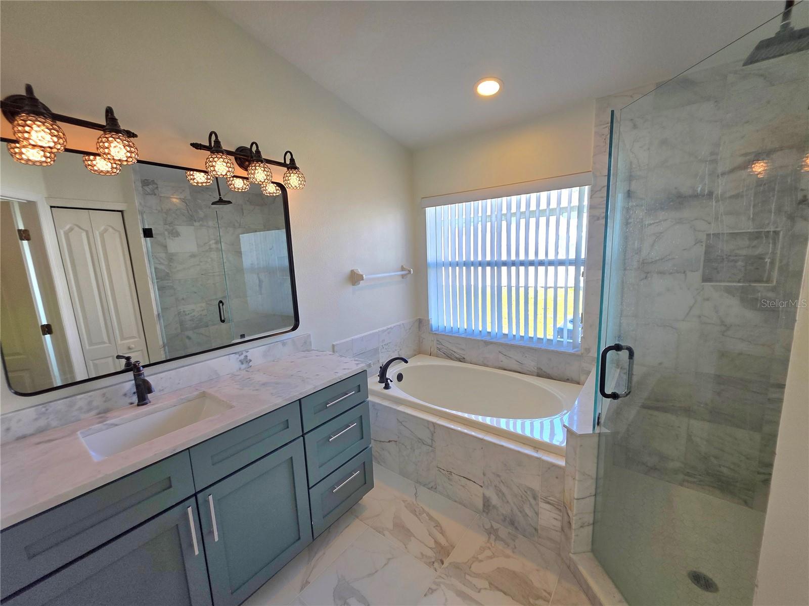 730 Straw Lake Dr Property Photo 6