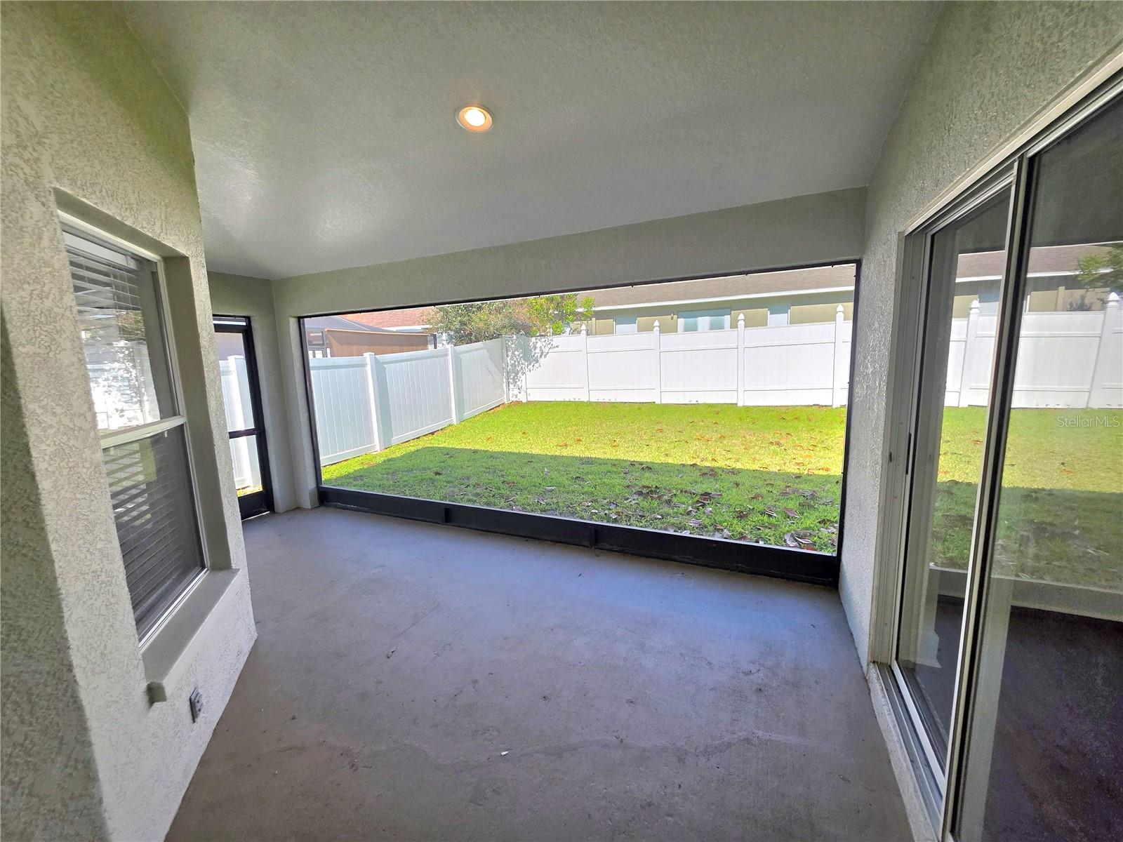 730 Straw Lake Dr Property Photo 22