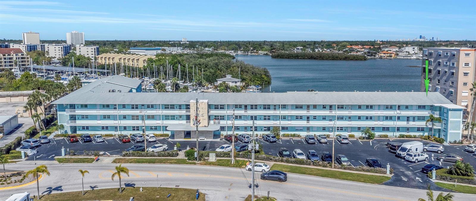 1819 Shore Dr S #318 Property Photo 1