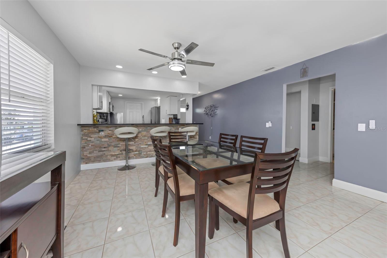 1819 Shore Dr S #318 Property Photo 35