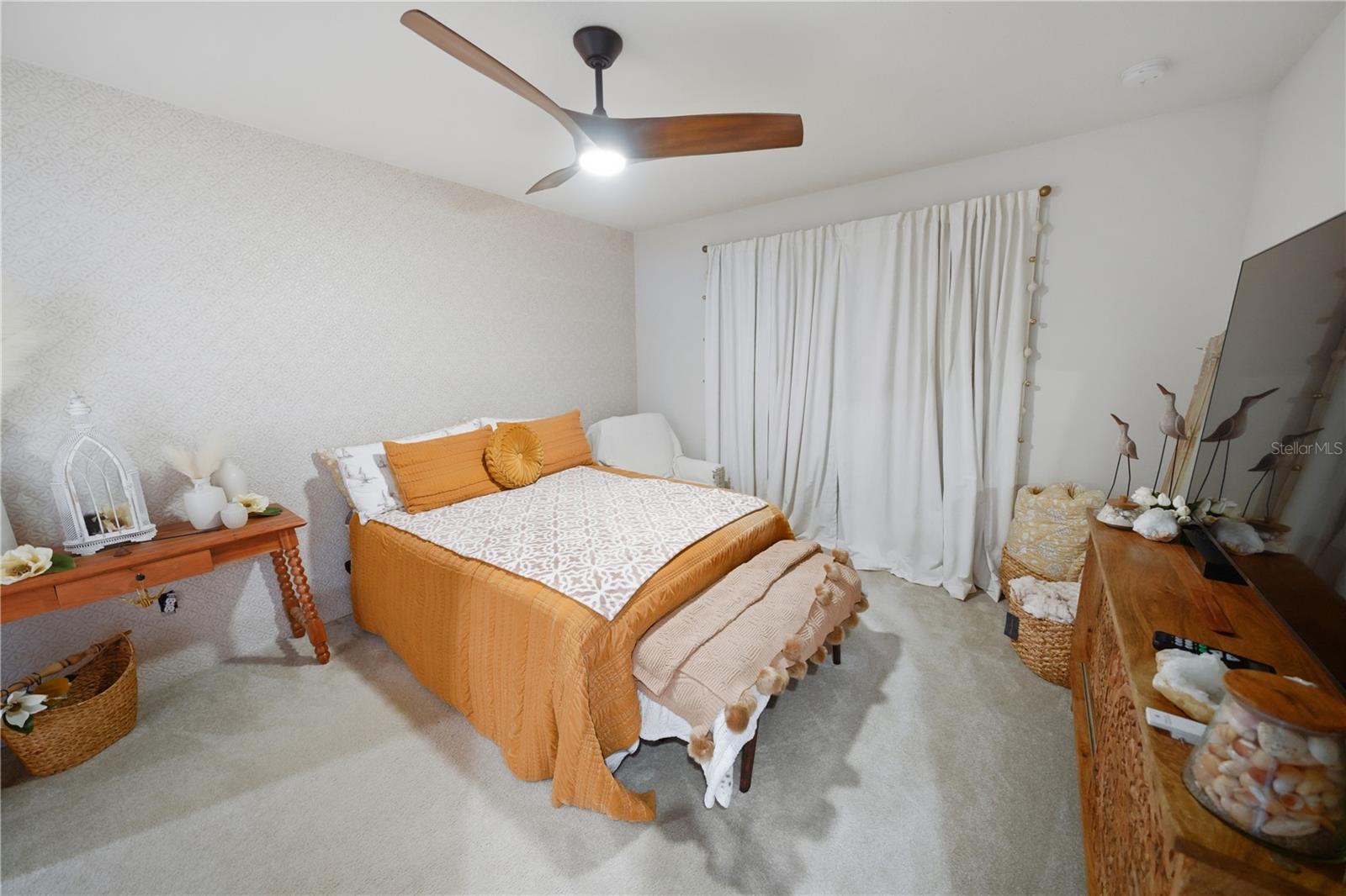 4175 Harbour Palm Dr Property Photo 5