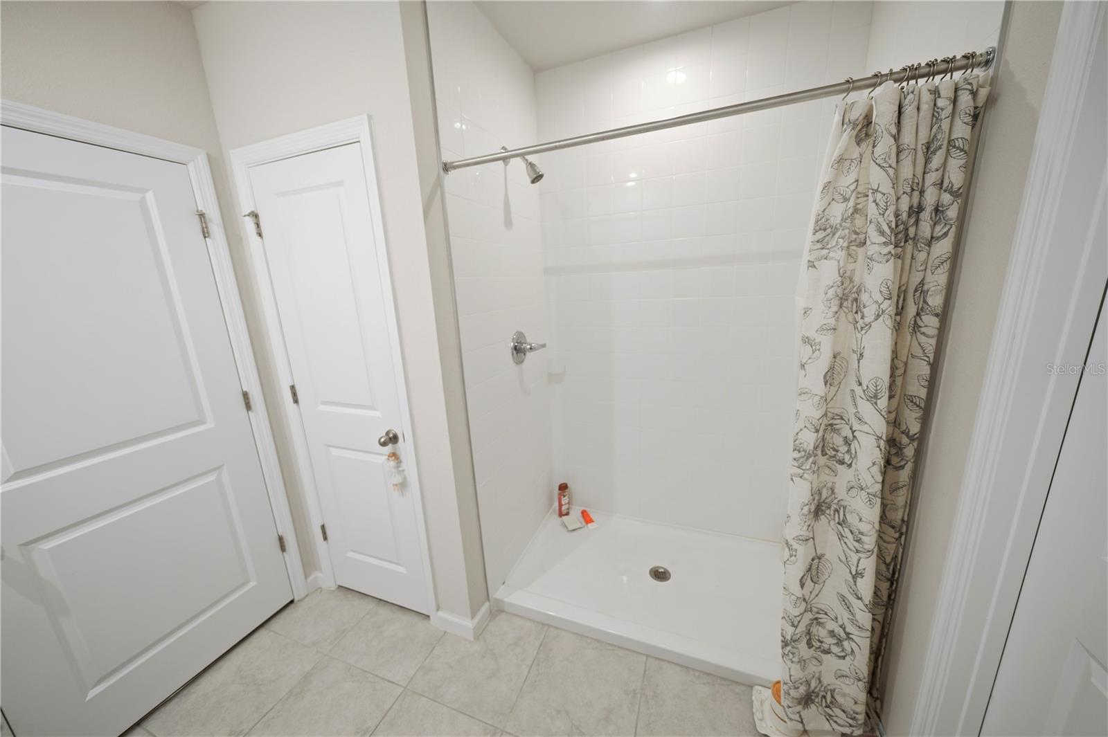 4175 Harbour Palm Dr Property Photo 7