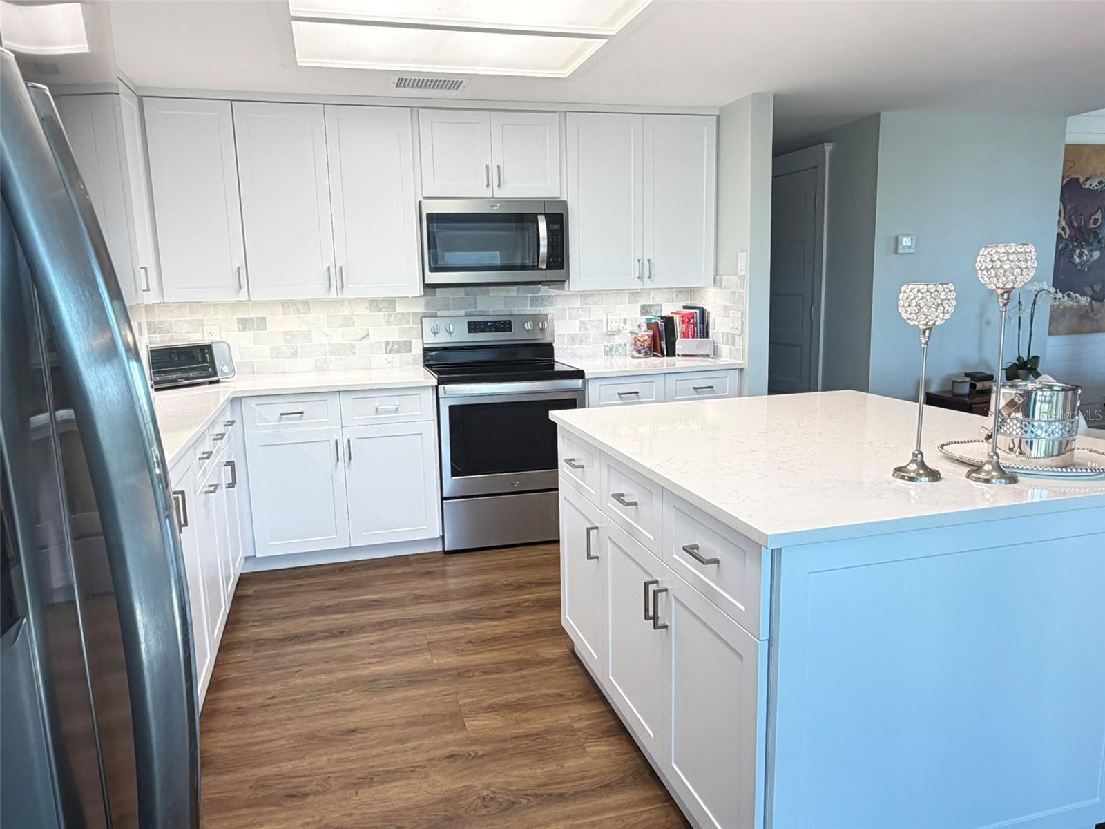 150 Belleview Blvd #601 Property Photo 9