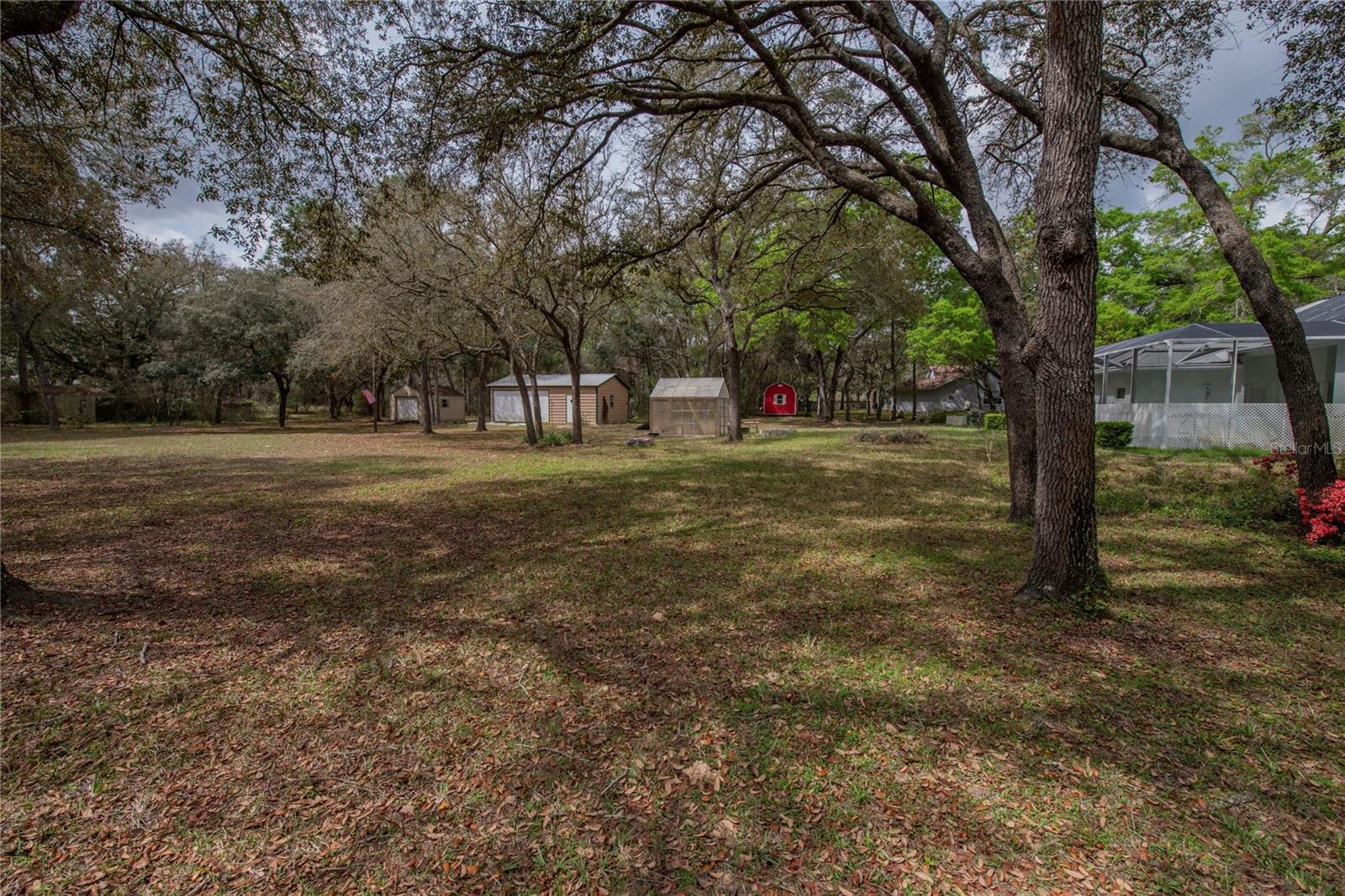 1210 E Oriole Ct Property Photo 4