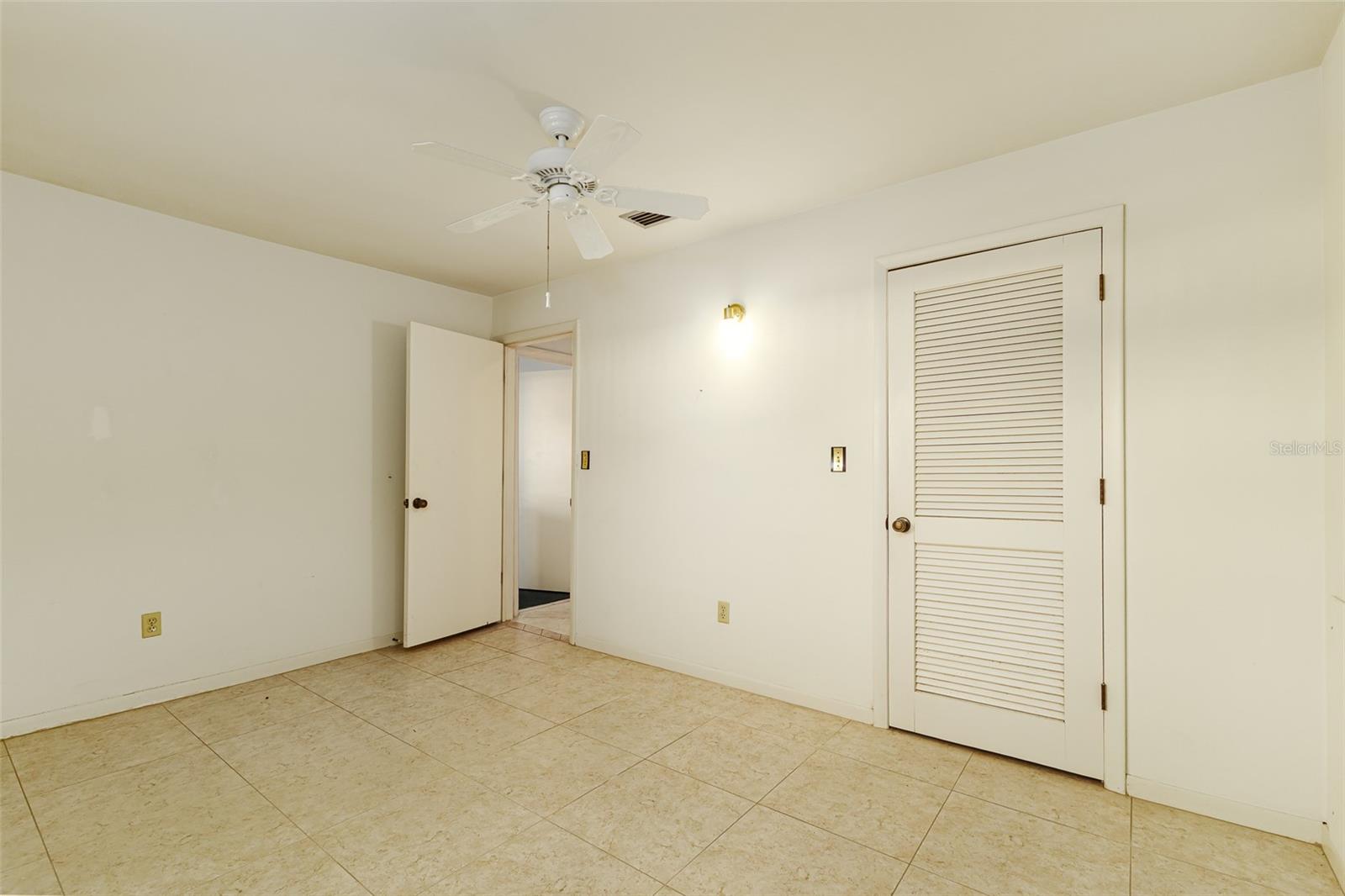 14792 Imperial Point Dr S Property Photo 28