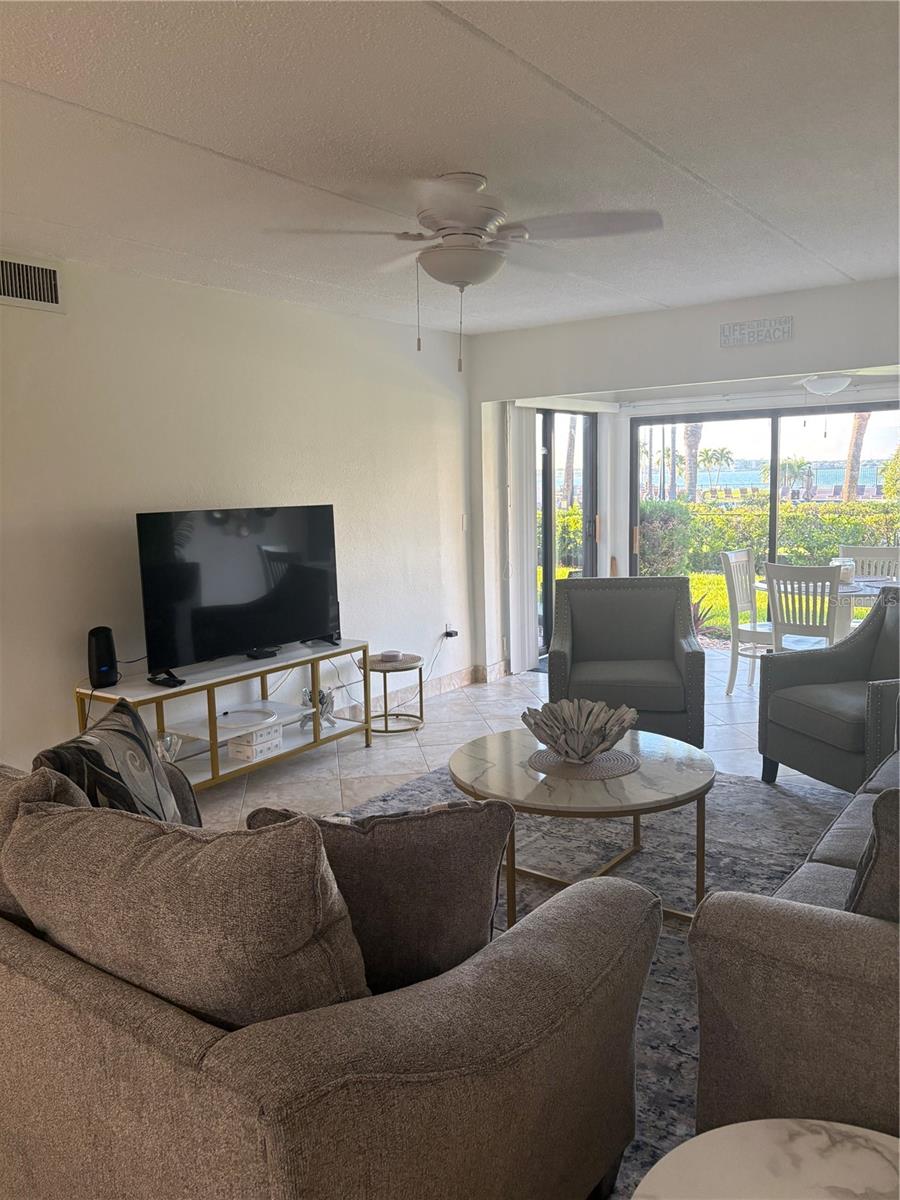 845 S Gulfview Blvd #110 Property Photo 12