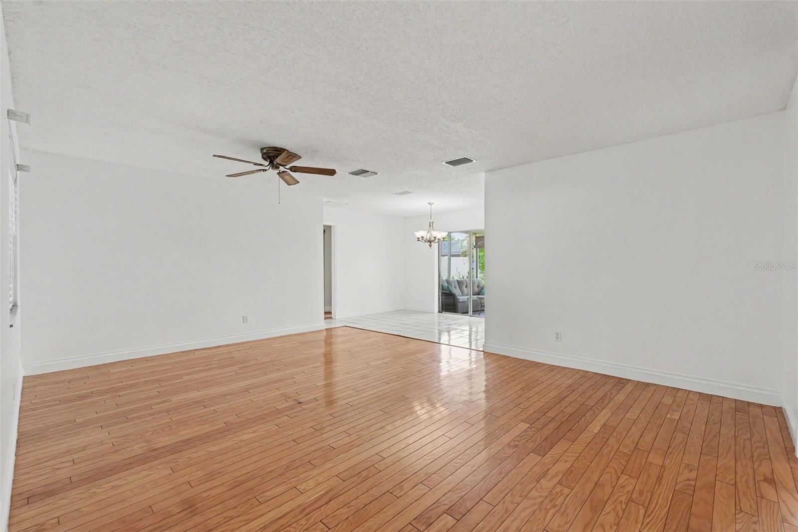 12431 Del Verde Dr Property Photo 11