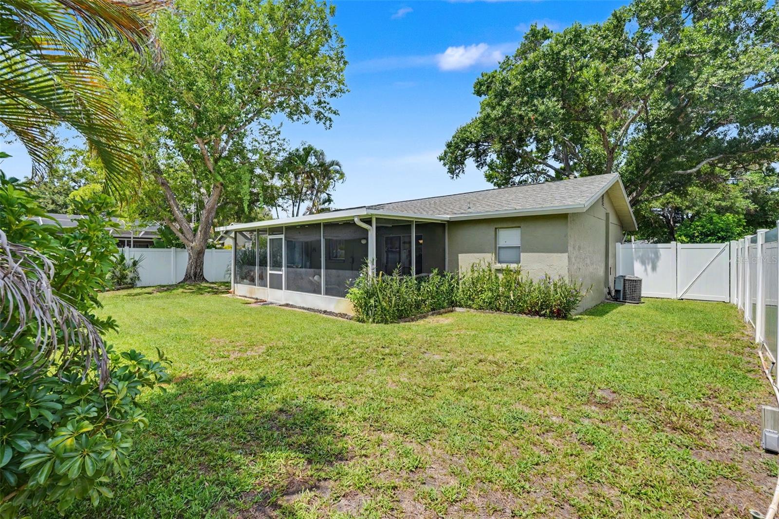 12431 Del Verde Dr Property Photo 34