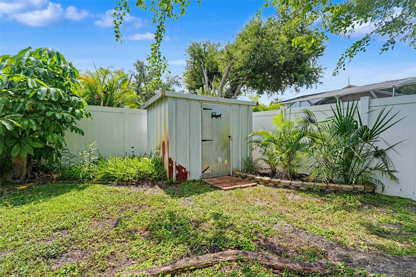 12431 Del Verde Dr Property Photo 35