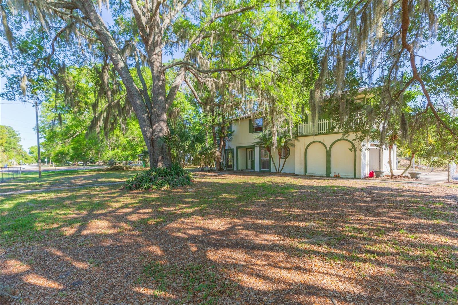 17616 Eagle Ln Property Photo 4