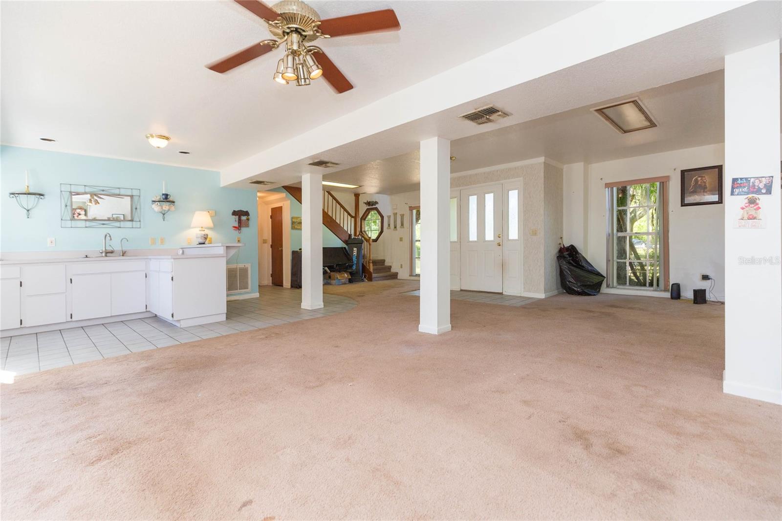 17616 Eagle Ln Property Photo 6