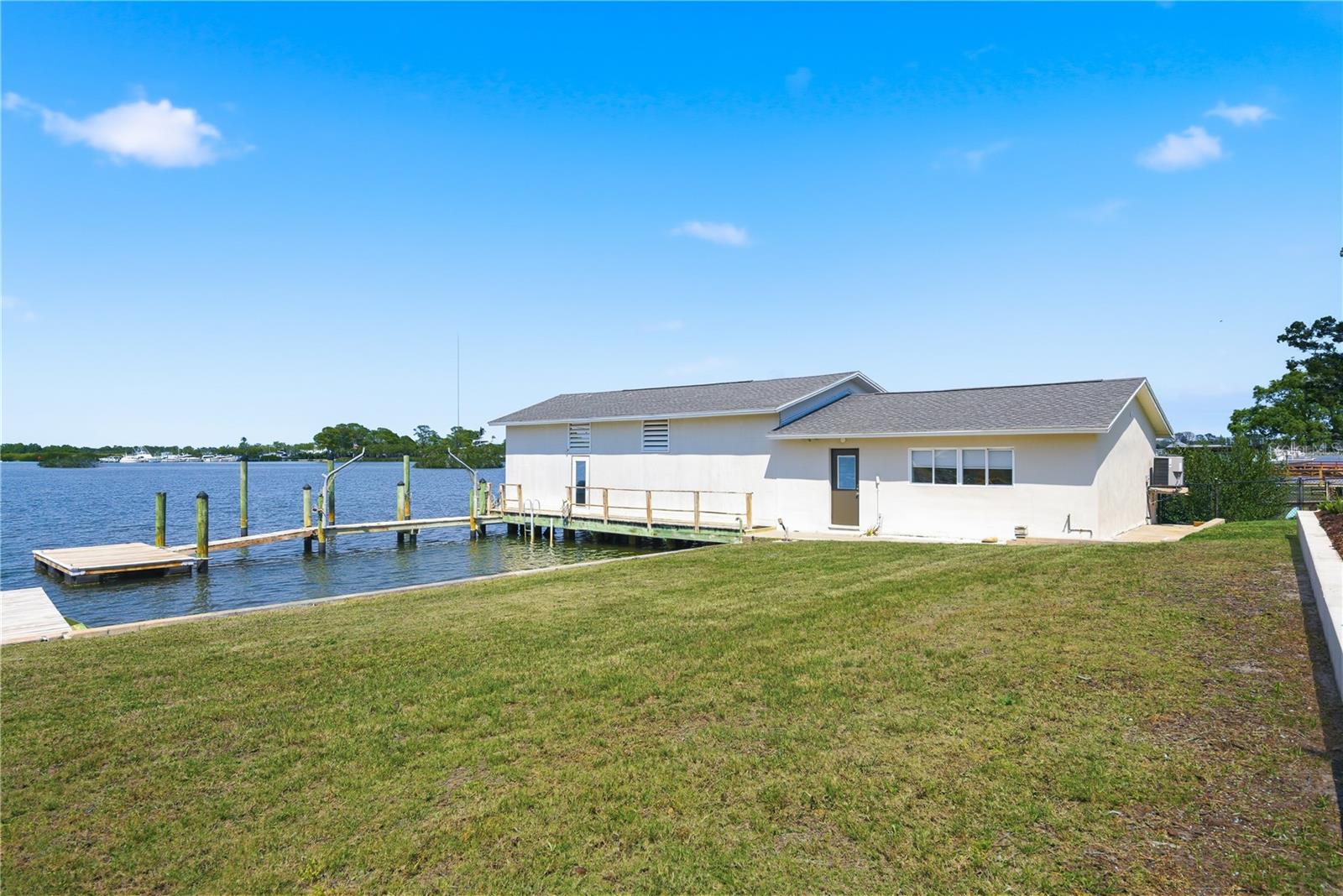 915 Bayshore Dr Property Photo 57
