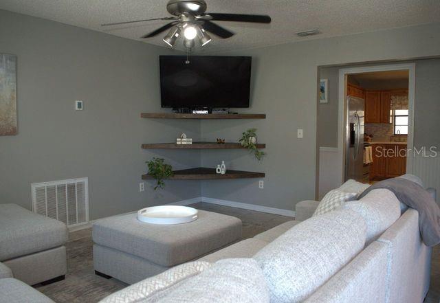 3486 Hawkin Dr Property Photo 8