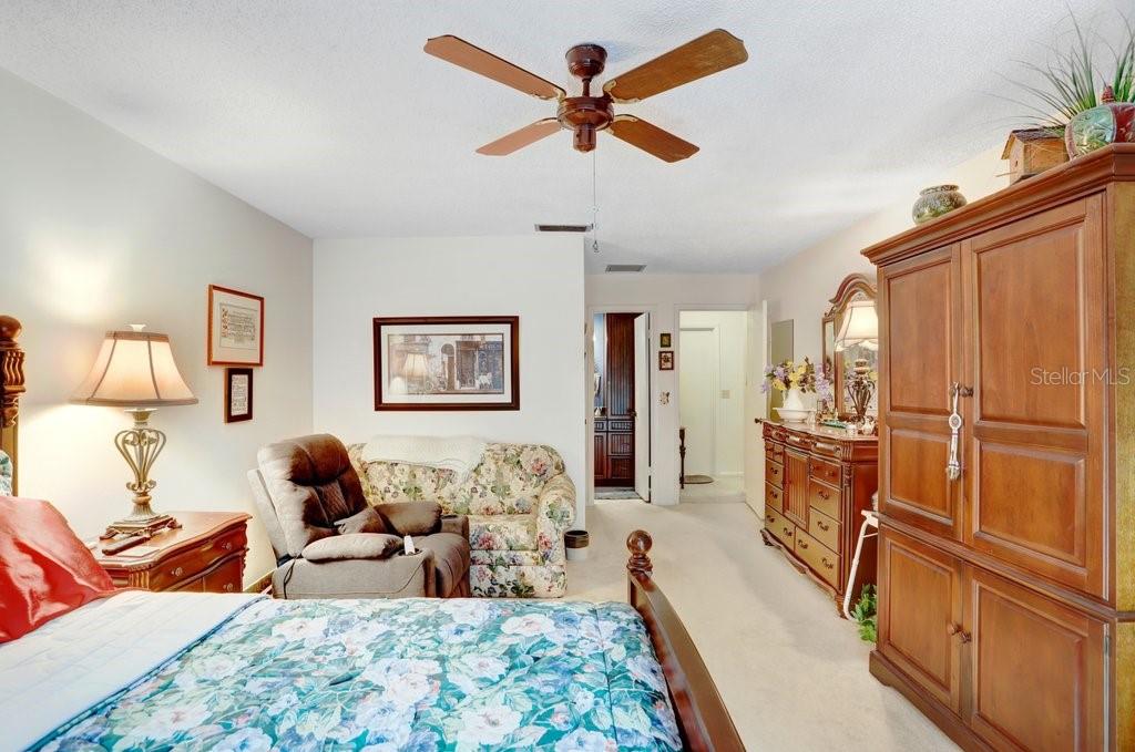14931 Old Pointe Rd Property Photo 14