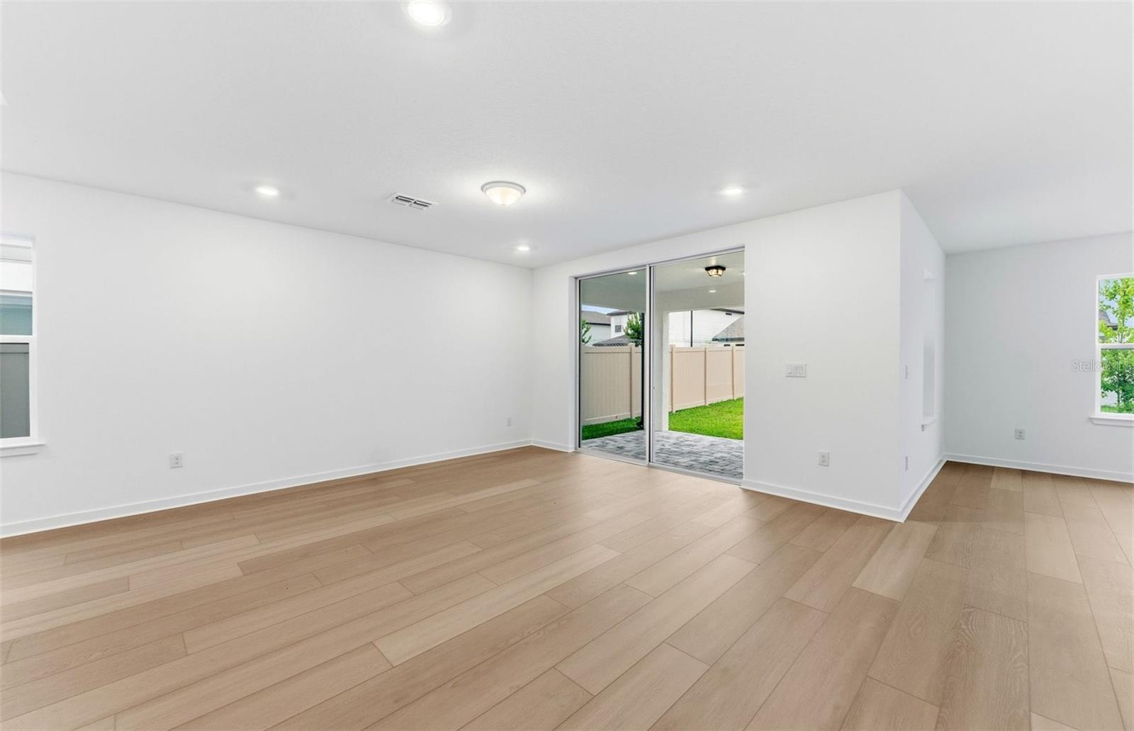 33426 Barnebrook Dr Property Photo 6