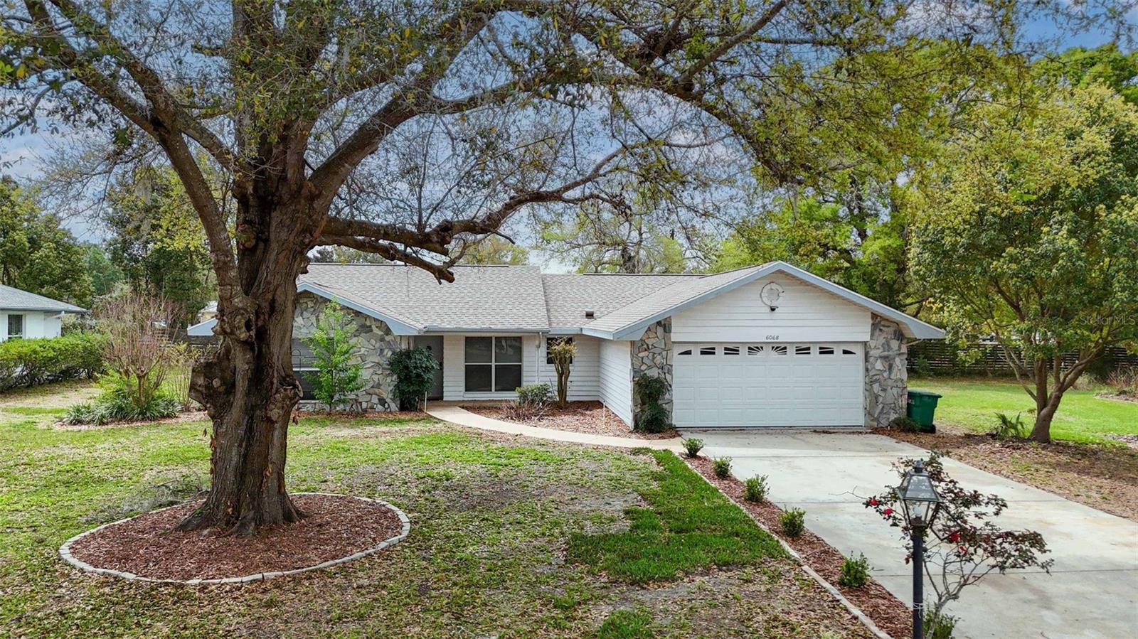 6068 W Douneray Loop Property Photo 1