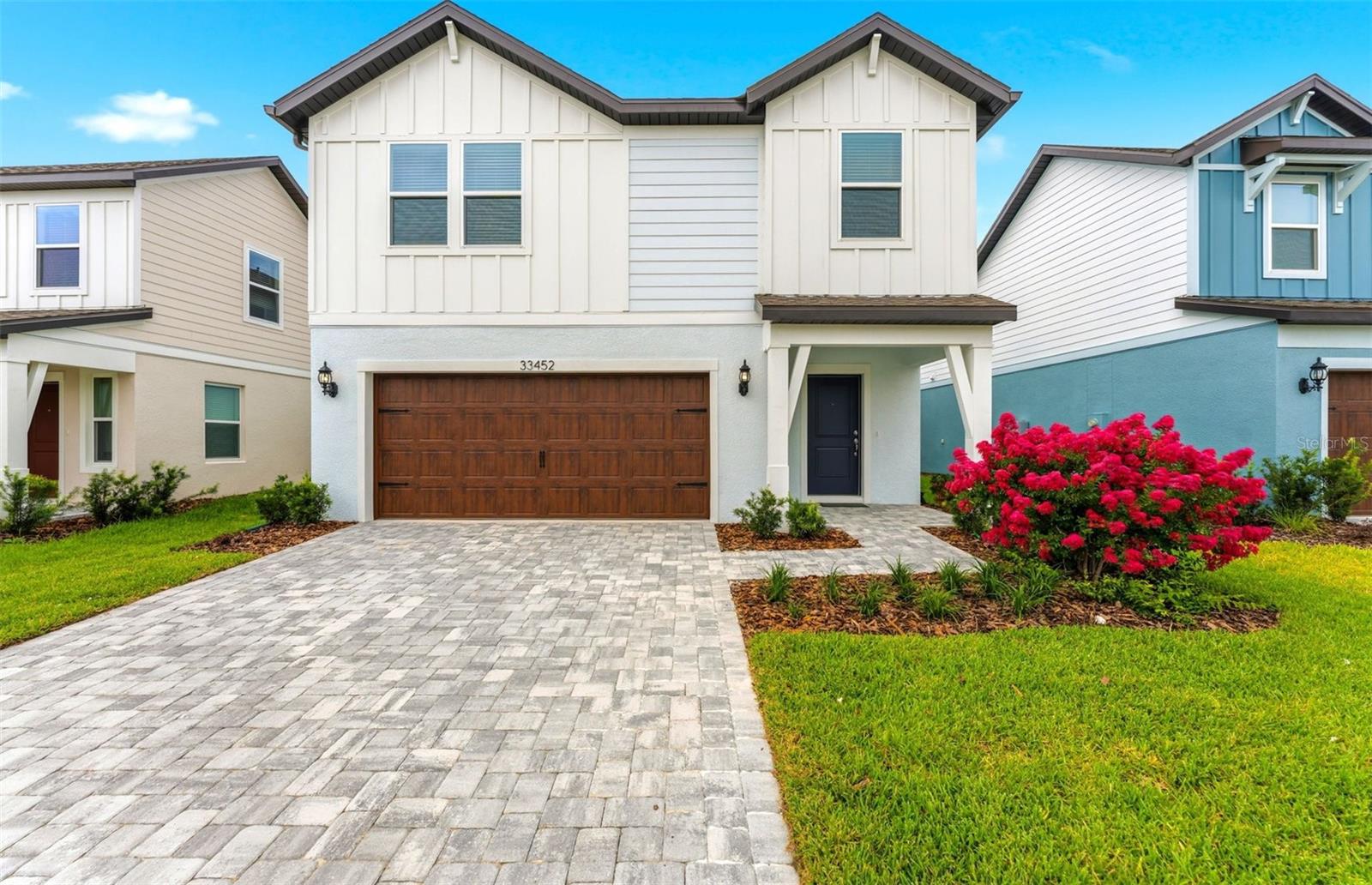 33452 Binding Ties Ln Property Photo 1