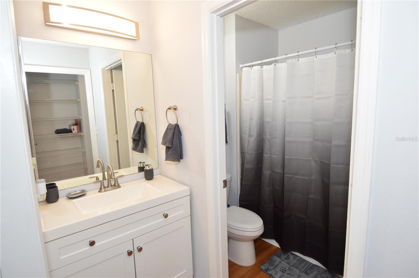 11901 4th St N #9105 Property Photo 37